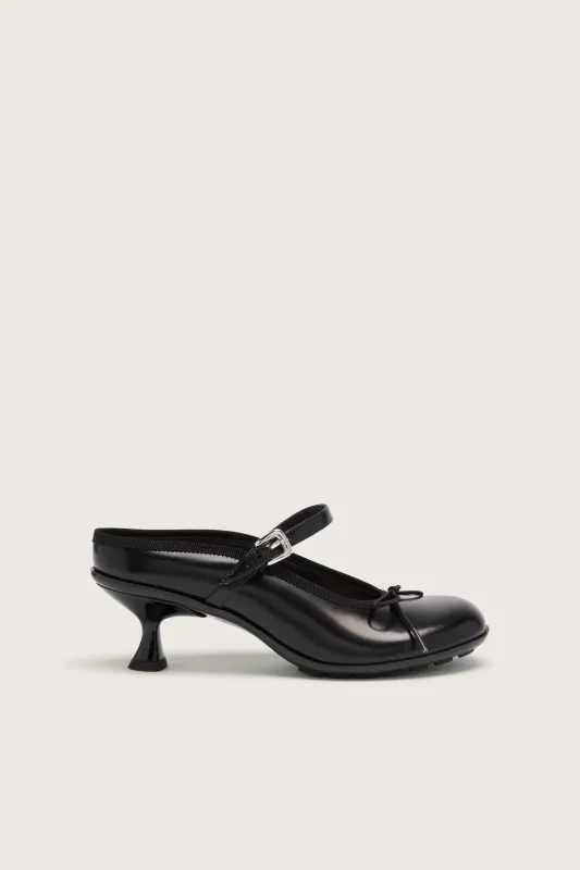 Grip Mule Heel sold by Simone Rocha