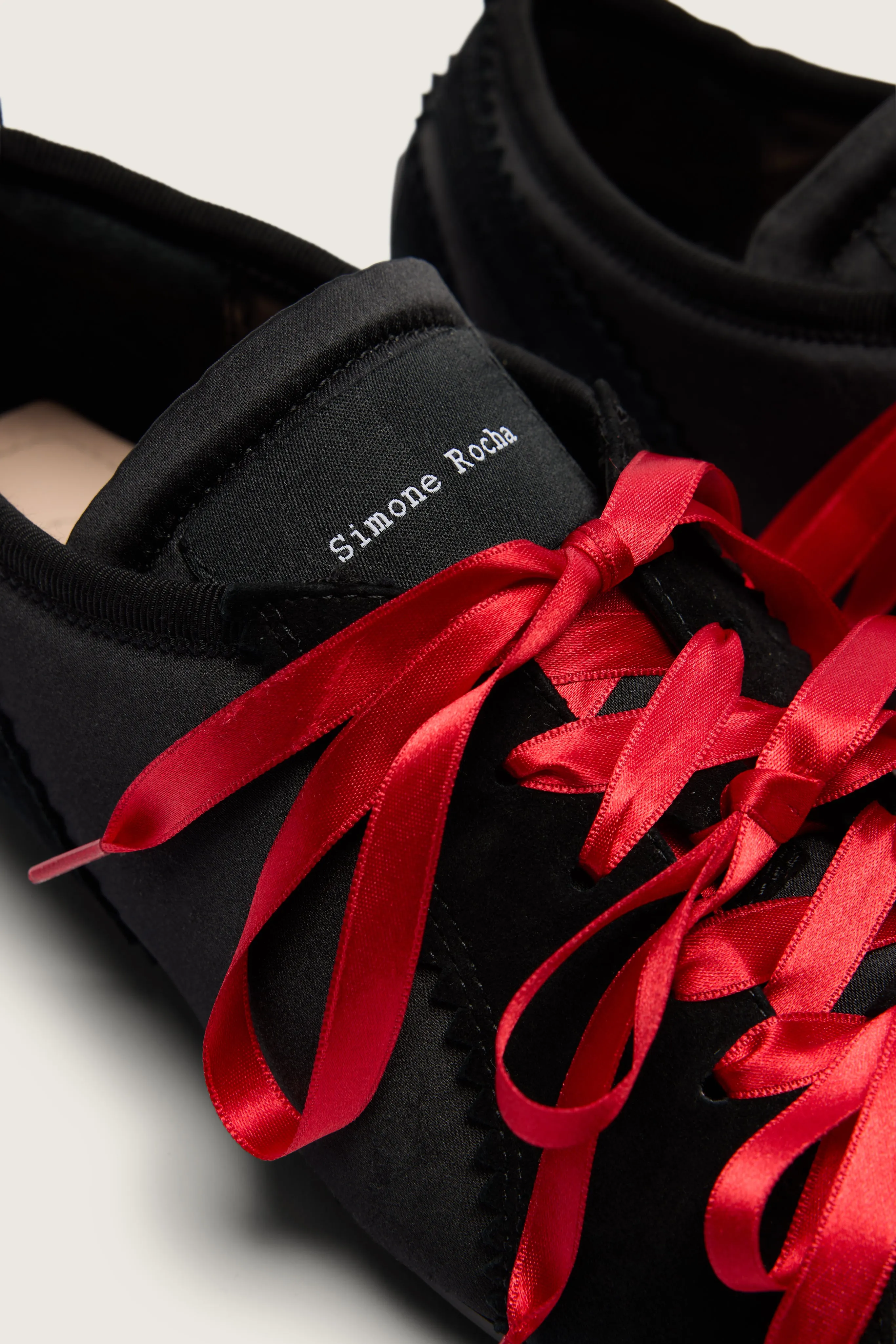 Ballerina Grip Trainer sold by Simone Rocha product image thumbnail 3