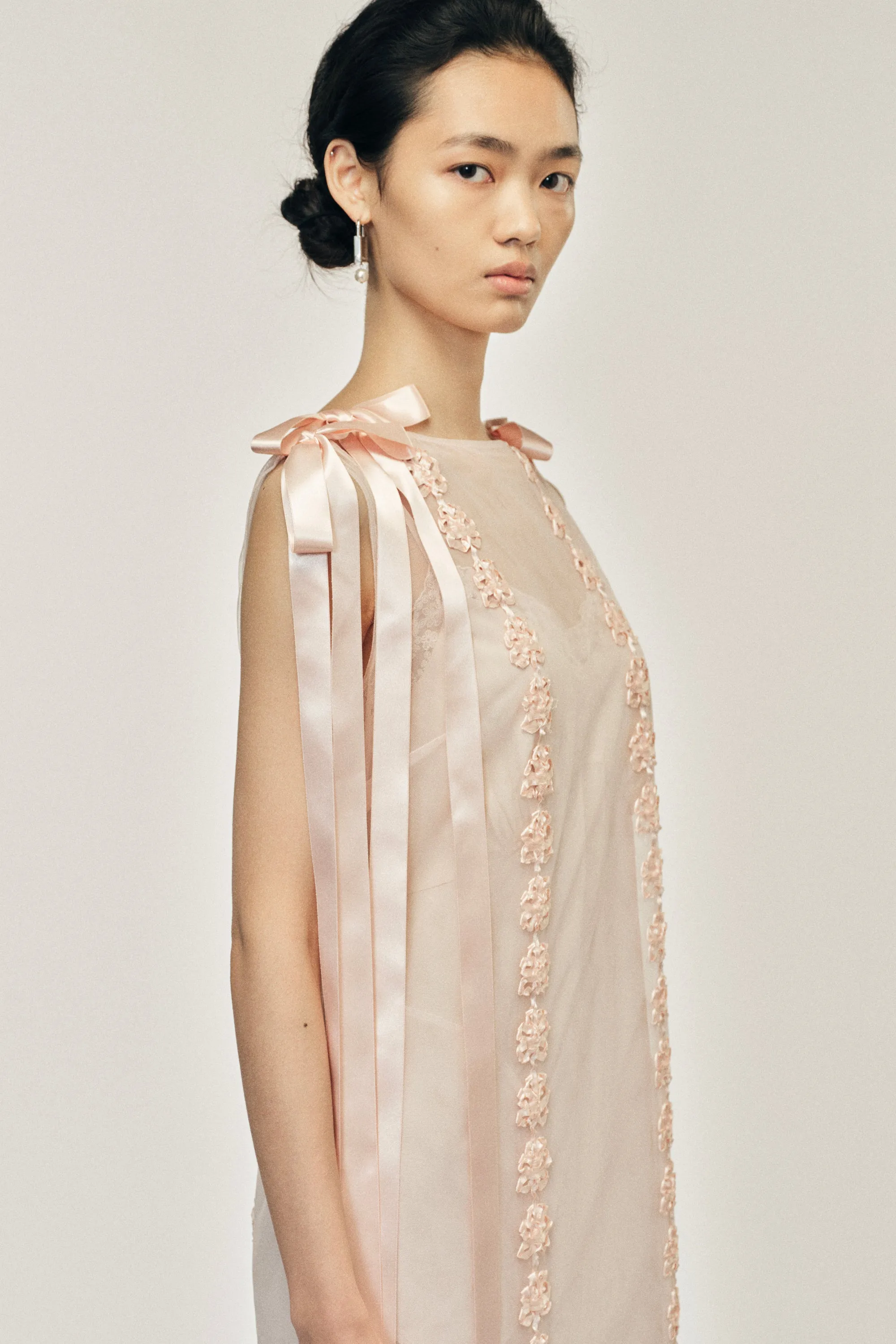 Ribbon Daisy Chain Multi Slit Dress sold by Simone Rocha product image thumbnail 4