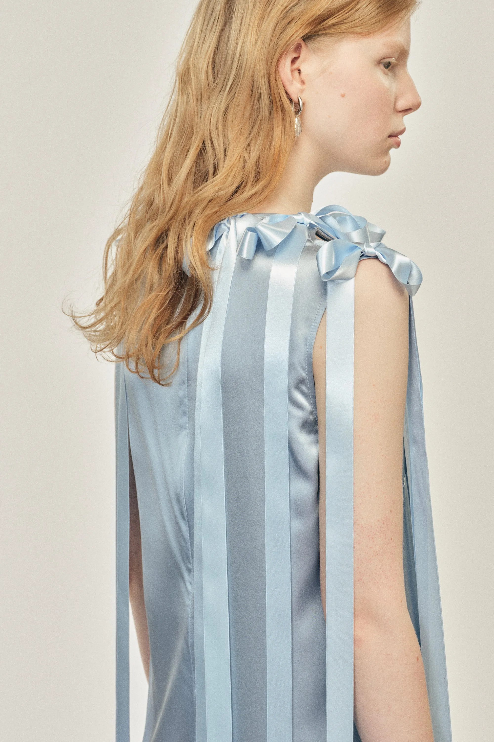 Unbounded Ribbon Dress sold by Simone Rocha product image thumbnail 4