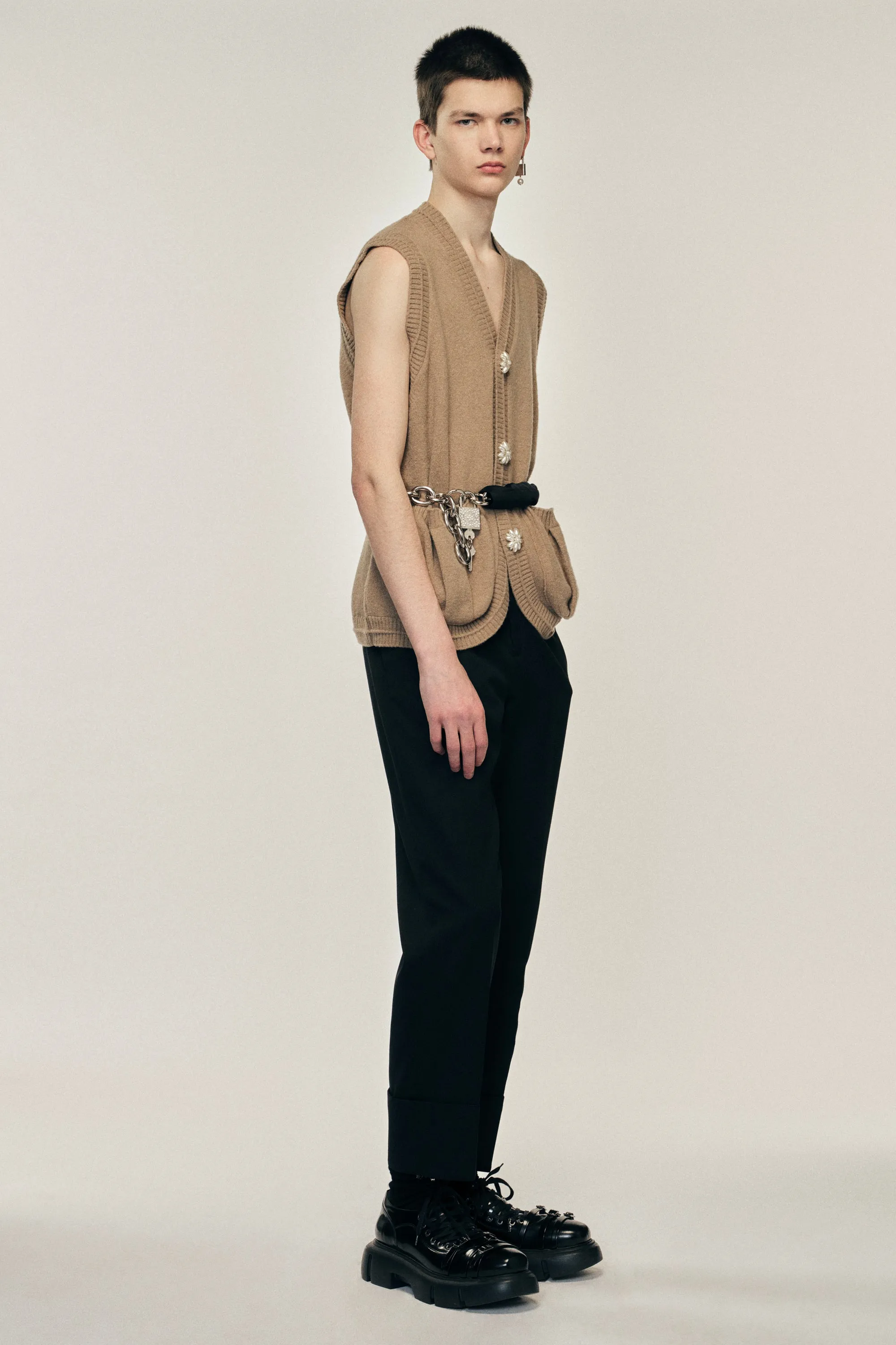 Pearl Button Vest sold by Simone Rocha product image thumbnail 4