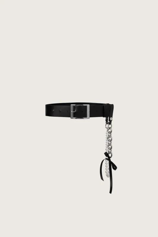 Pearl Chain Leather Belt sold by Simone Rocha