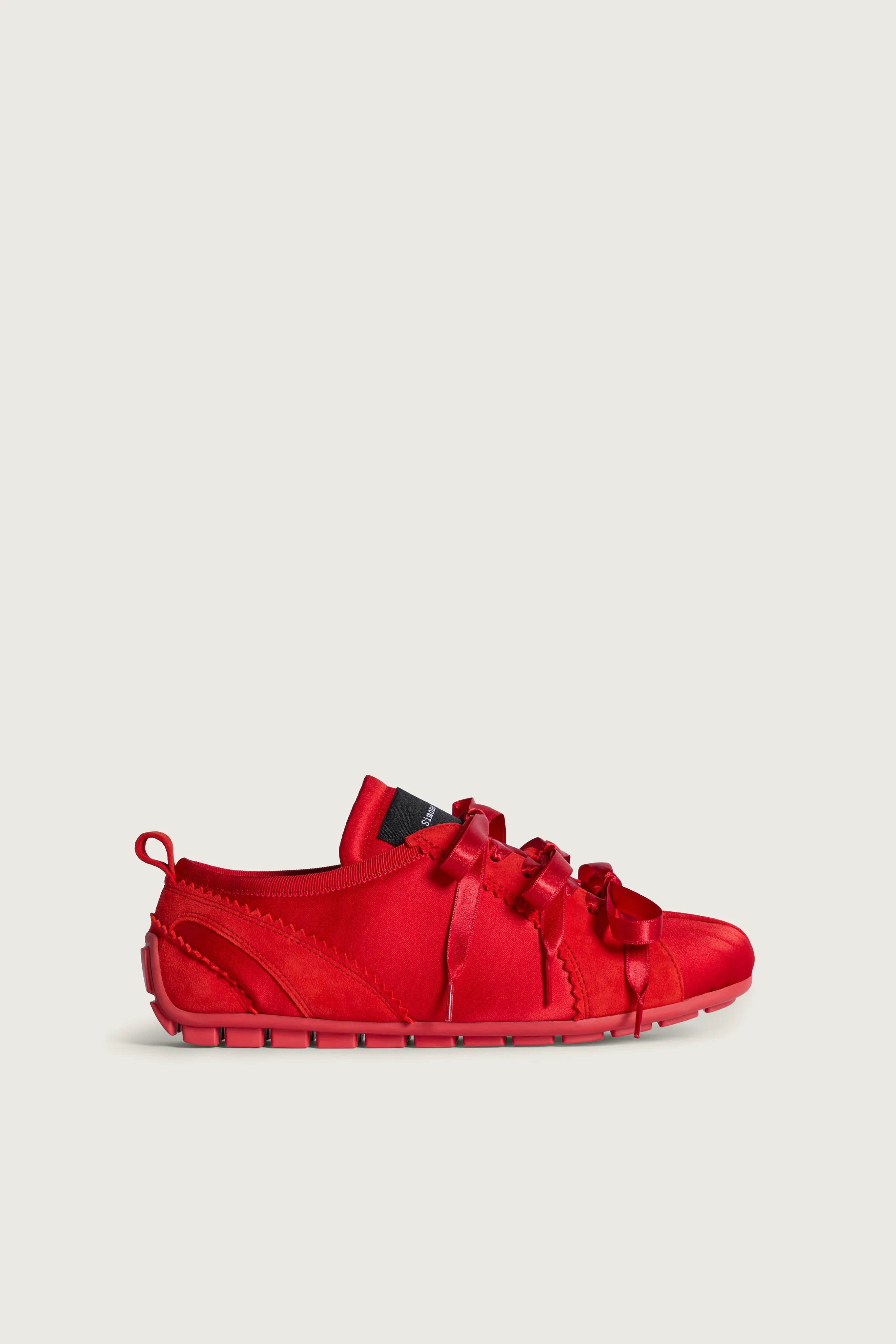 Ballerina Grip Trainer sold by Simone Rocha