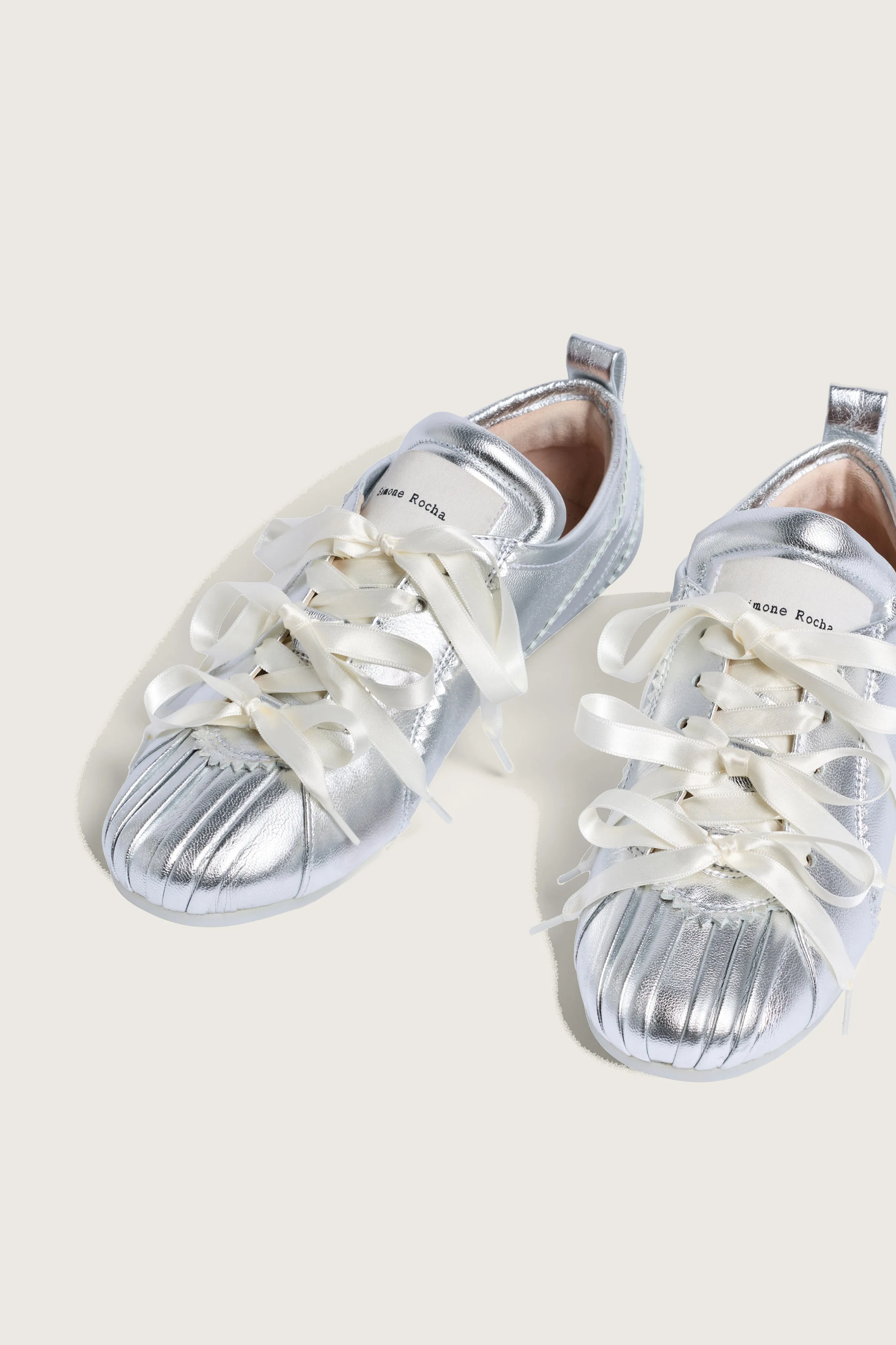 Ballerina Grip Trainer sold by Simone Rocha product image thumbnail 2