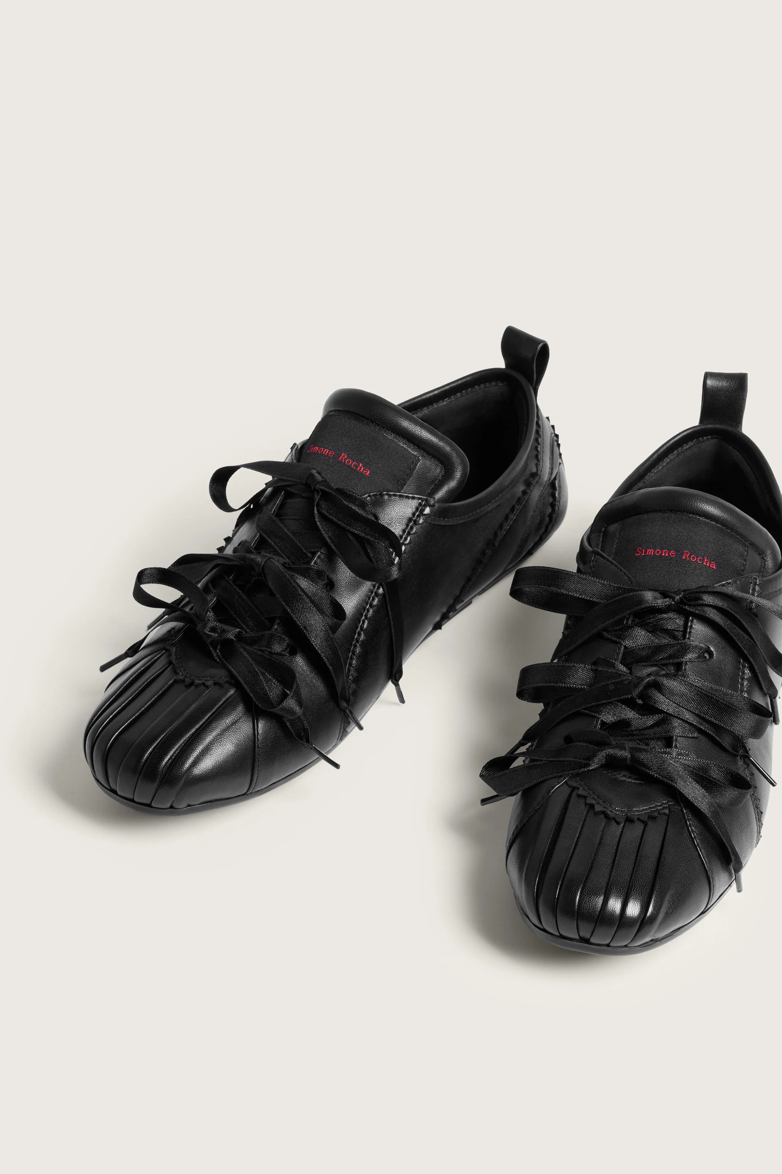 Ballerina Grip Trainer sold by Simone Rocha product image thumbnail 2