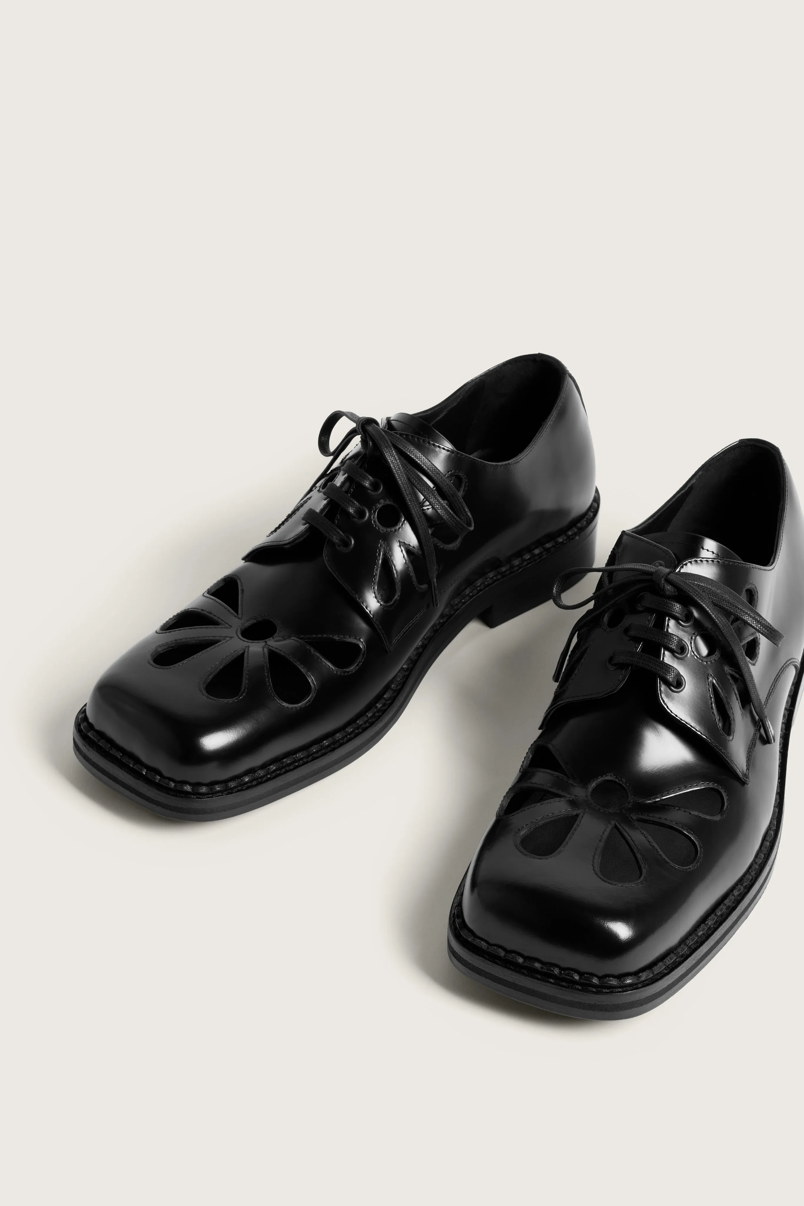 Daisy Cutout Square Toe Brogue sold by Simone Rocha product image thumbnail 2
