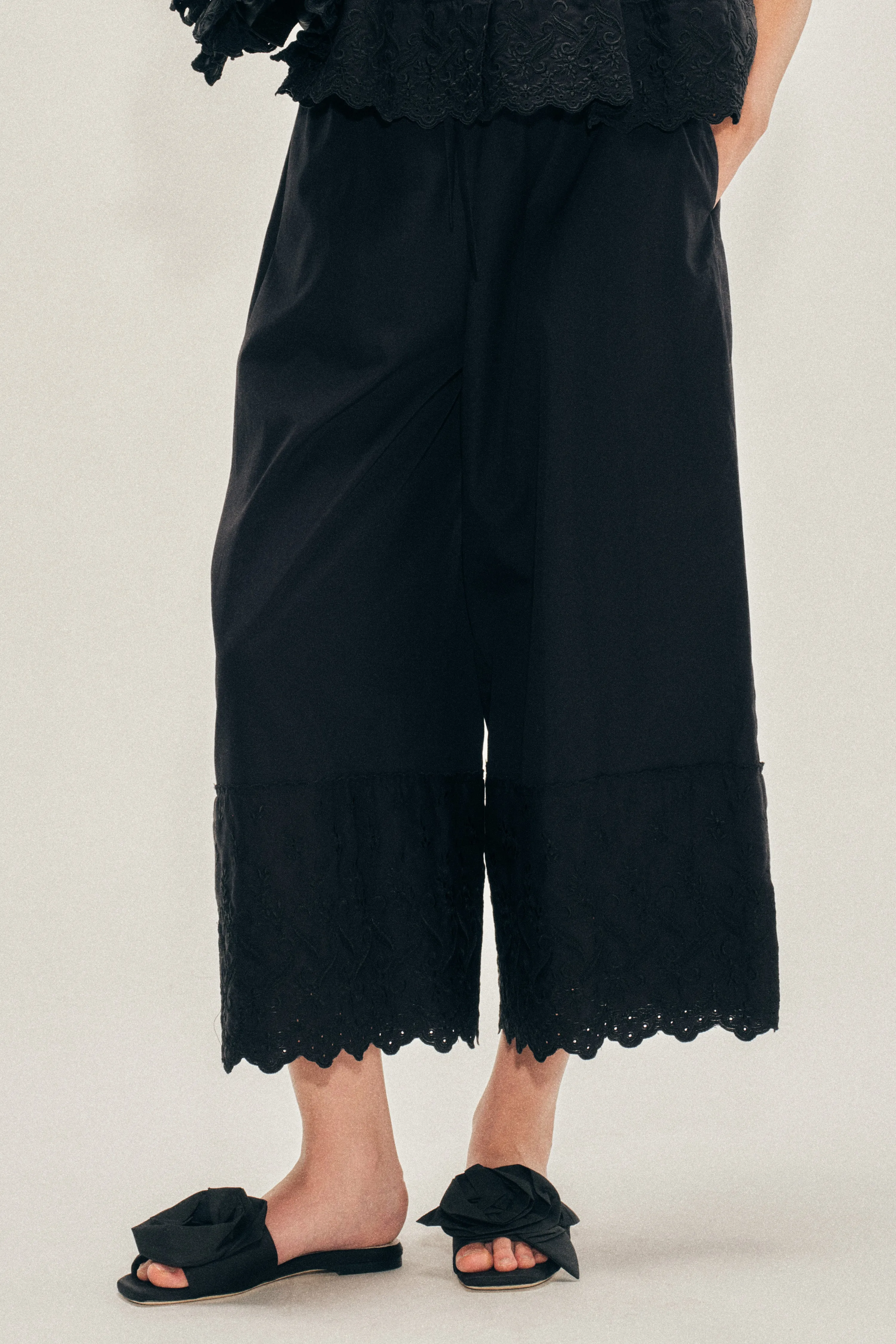 Cropped Trim Easy Trousers sold by Simone Rocha product image thumbnail 4