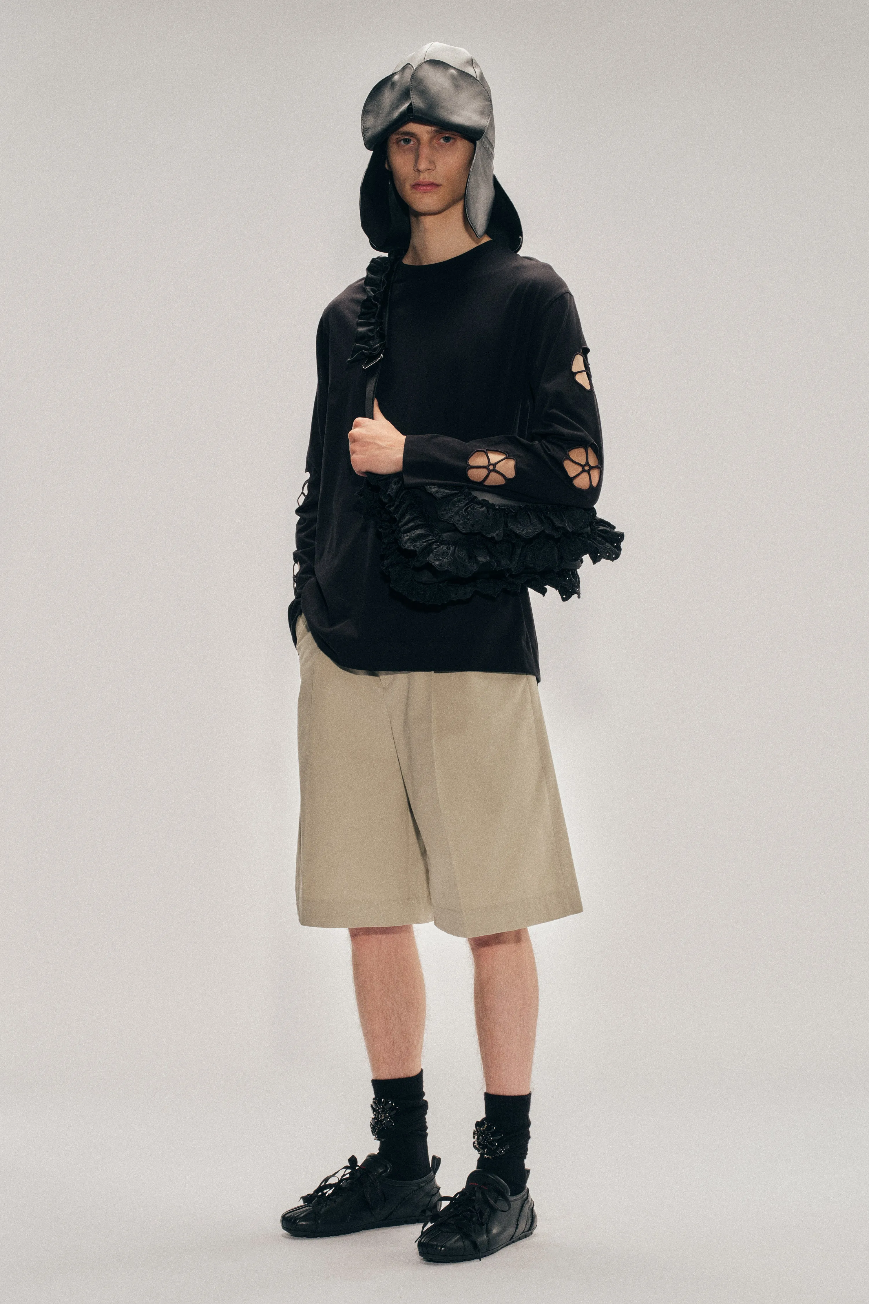 Tailored Wide Leg Belt Loop Tab Shorts sold by Simone Rocha product image thumbnail 3