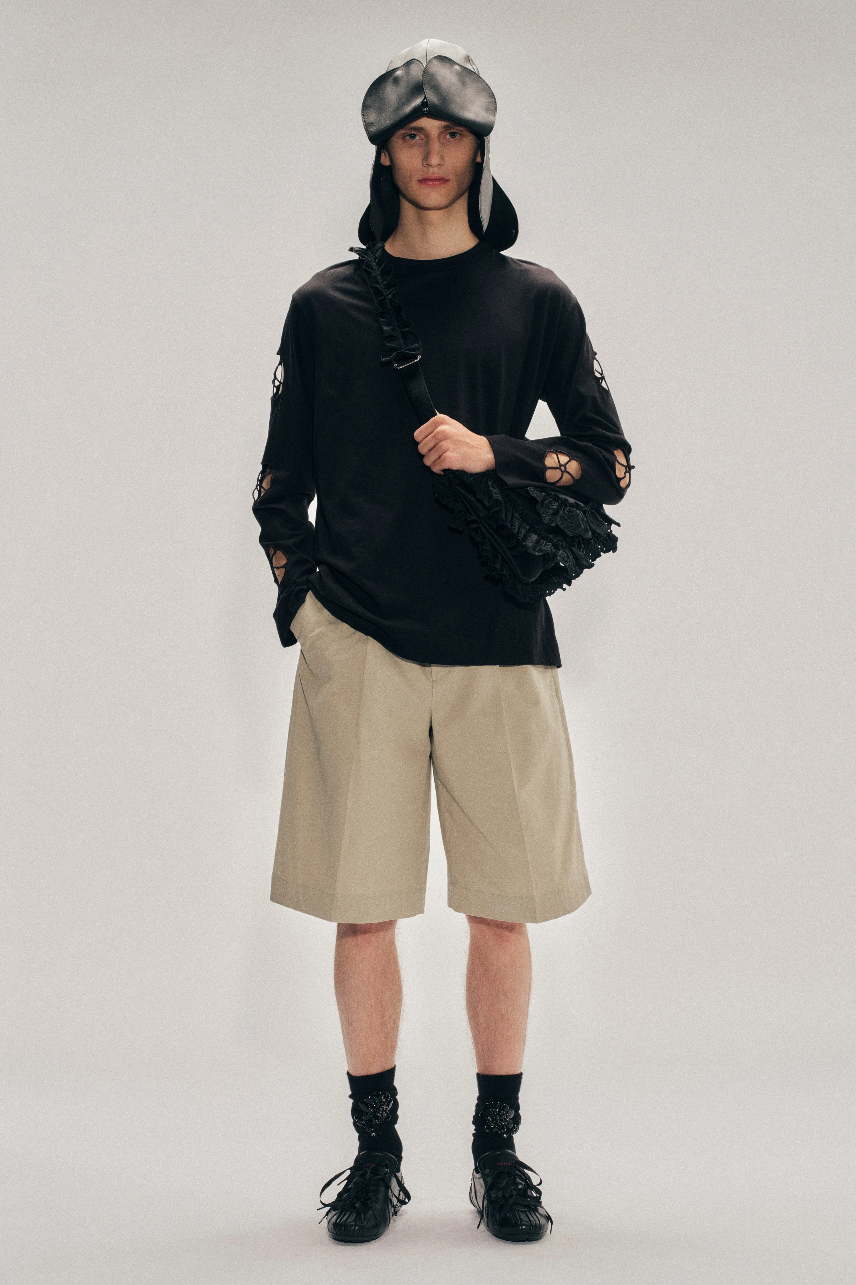 Tailored Wide Leg Belt Loop Tab Shorts sold by Simone Rocha product image thumbnail 2