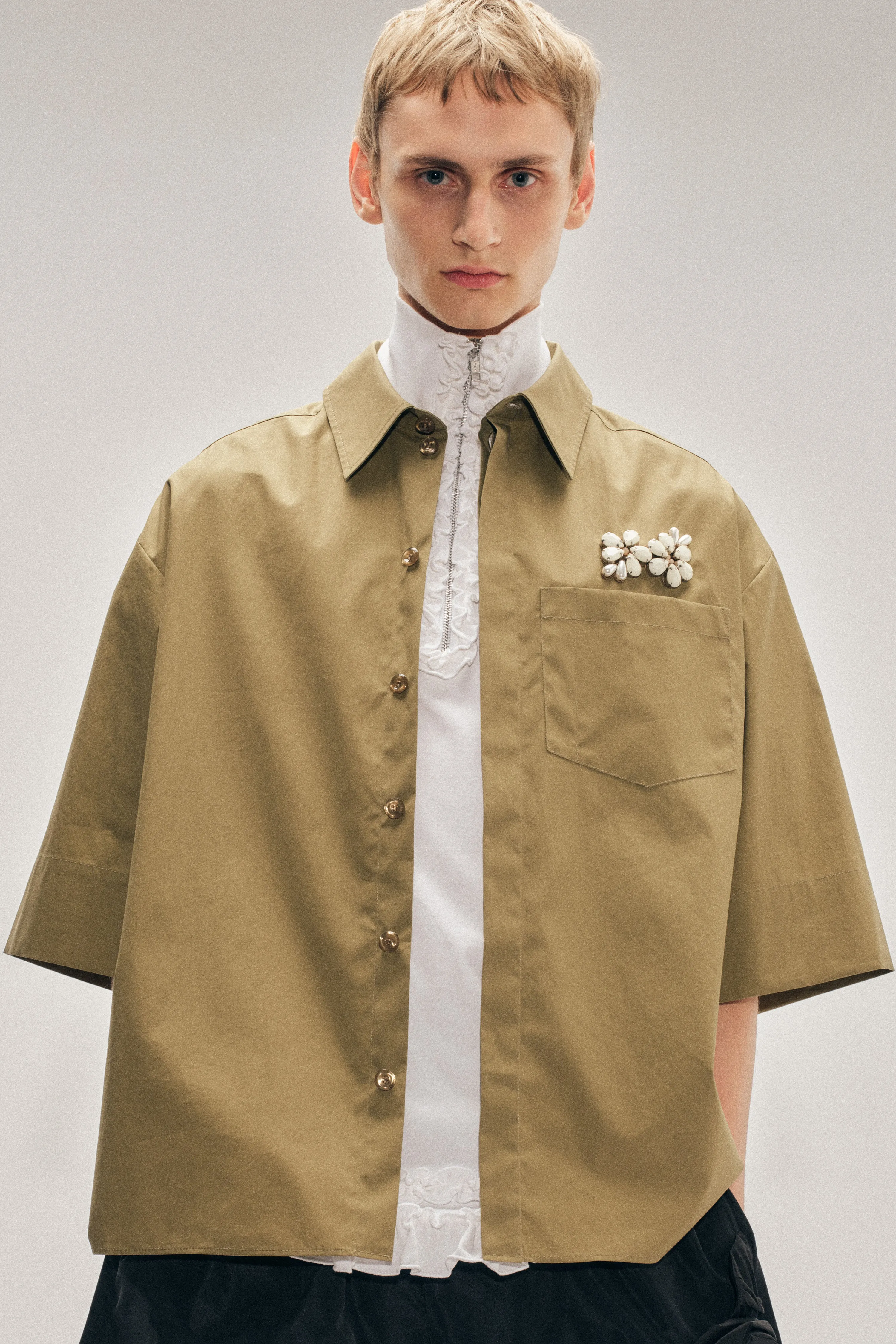 Embellished Boxy Pen Pocket Shirt sold by Simone Rocha product image thumbnail 4