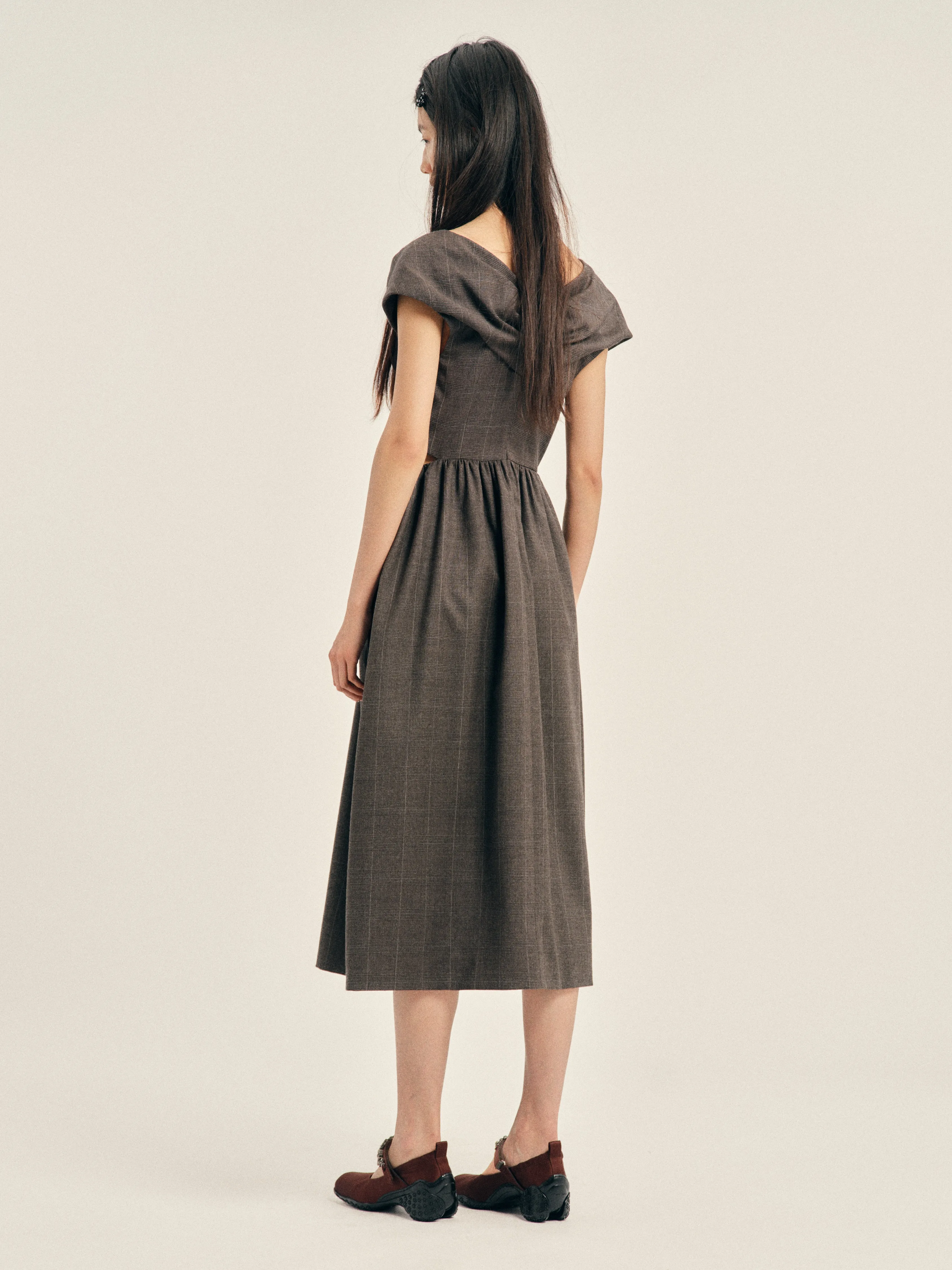 Embellished Gathered Sleeve Bite Detail Flare Dress sold by Simone Rocha product image thumbnail 3