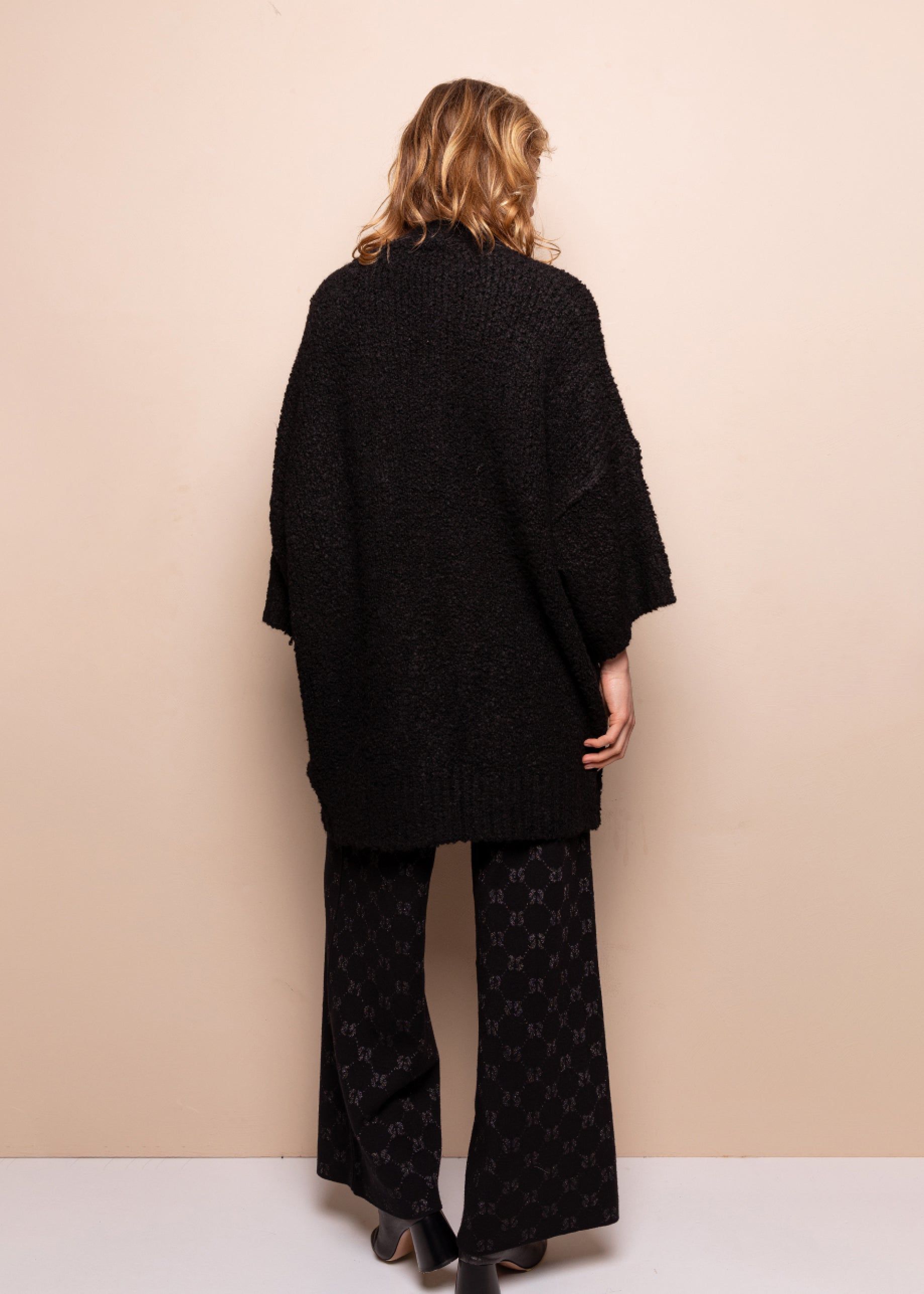 Perry Vest Zwart sold by Simple product image thumbnail 2