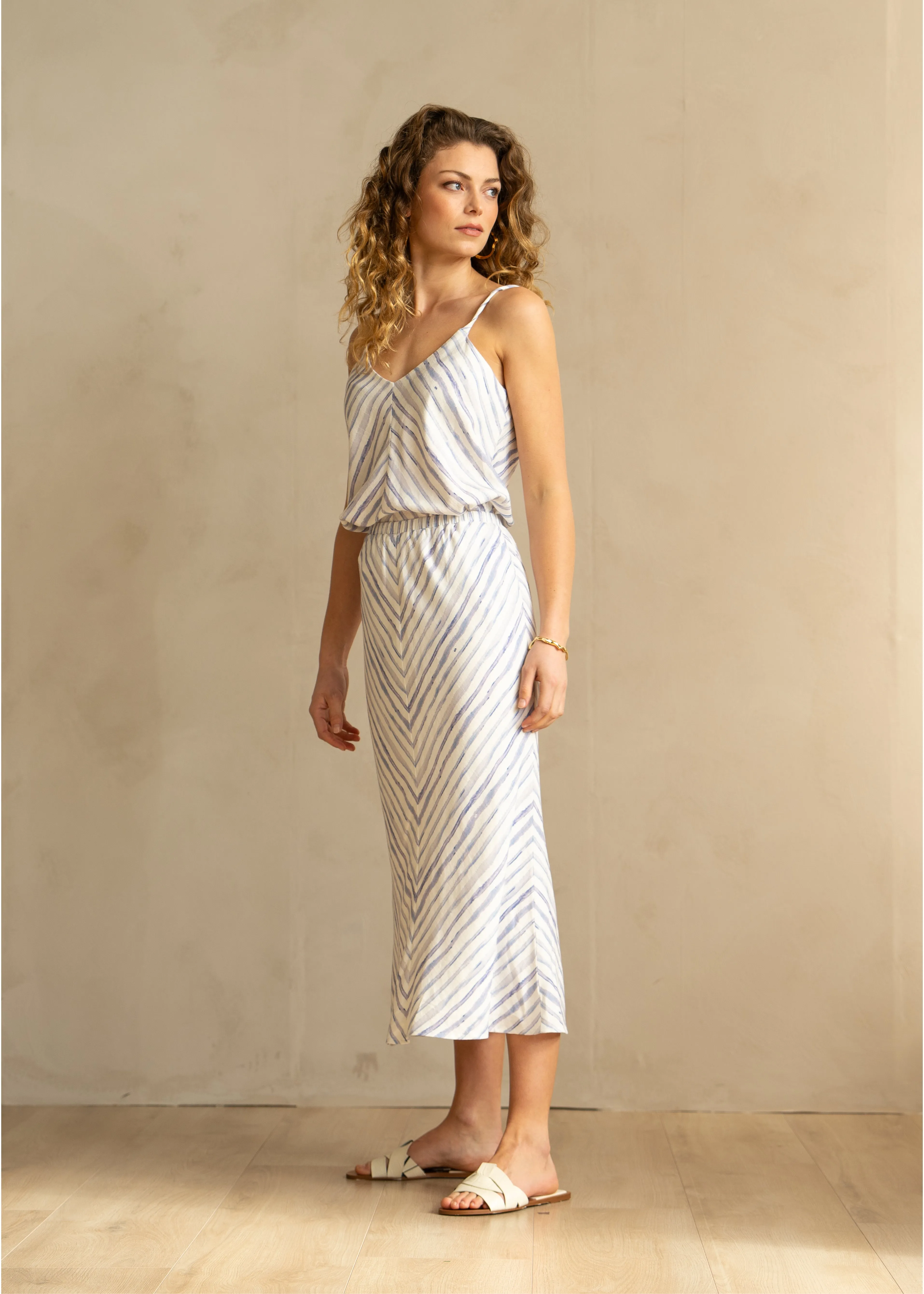 Drancy Skirt Blue Calcite sold by Simple