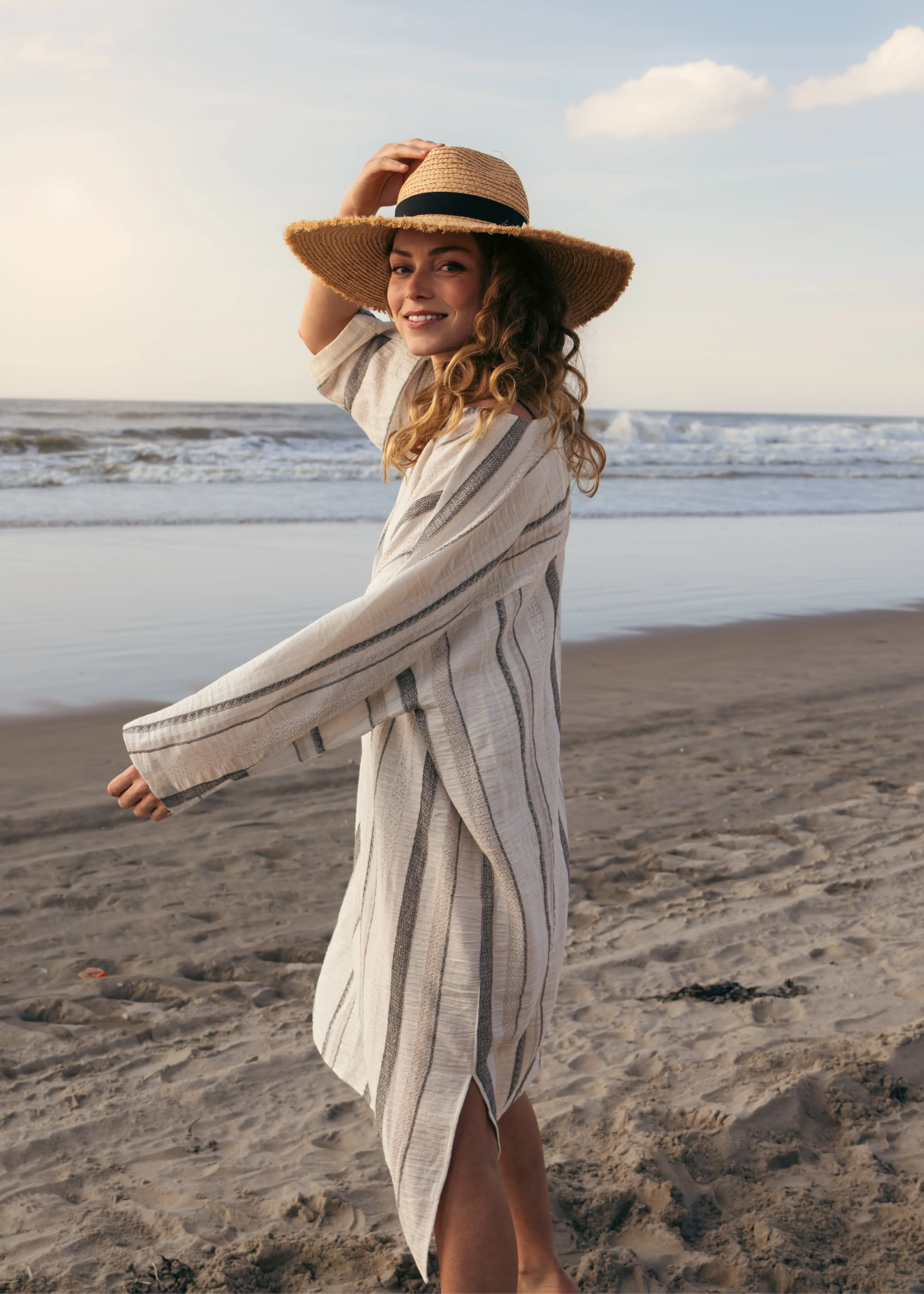 Sade Dress Star White sold by Simple product image thumbnail 2