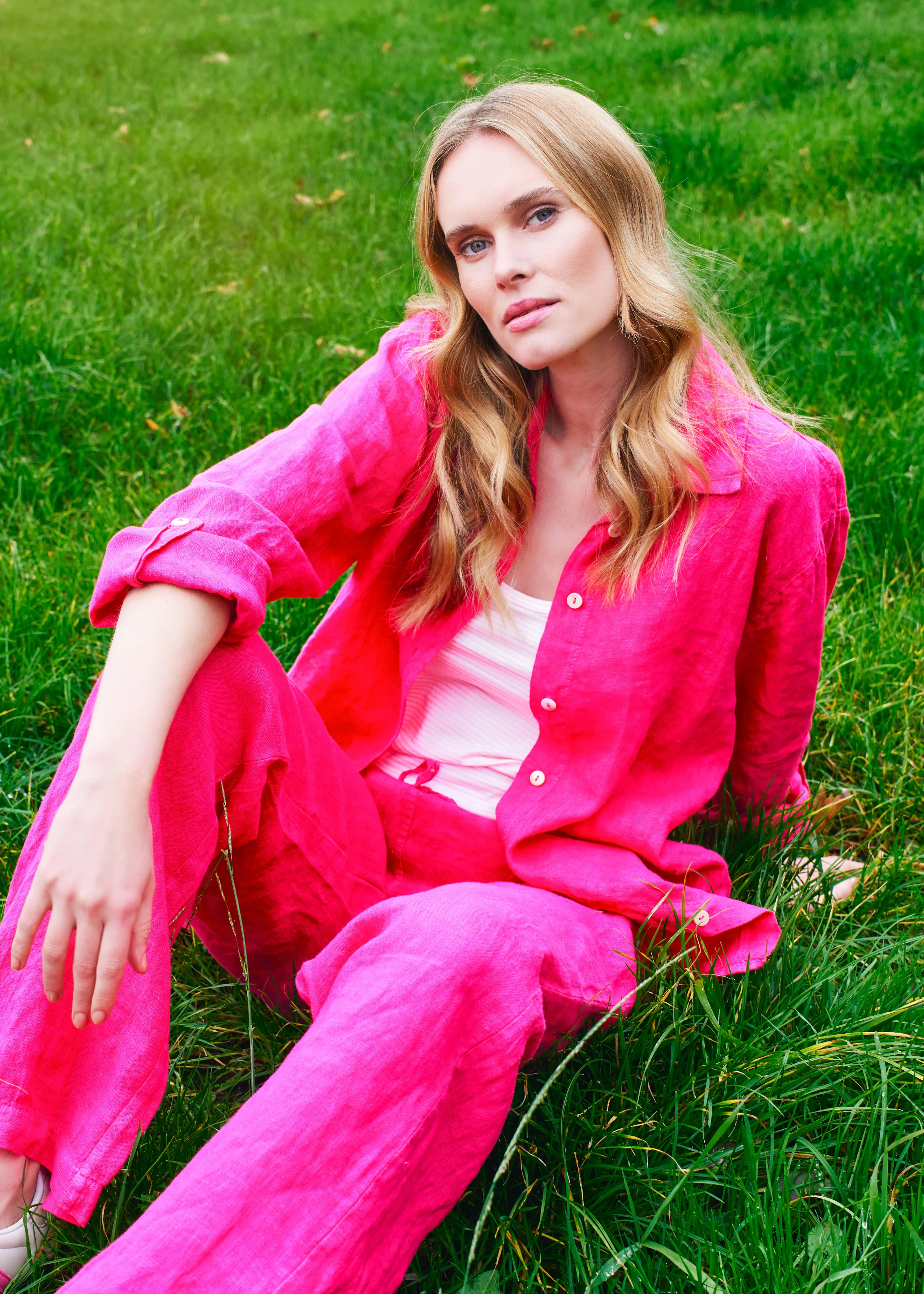 Tina Blouse Fuchsia sold by Simple product image thumbnail 2