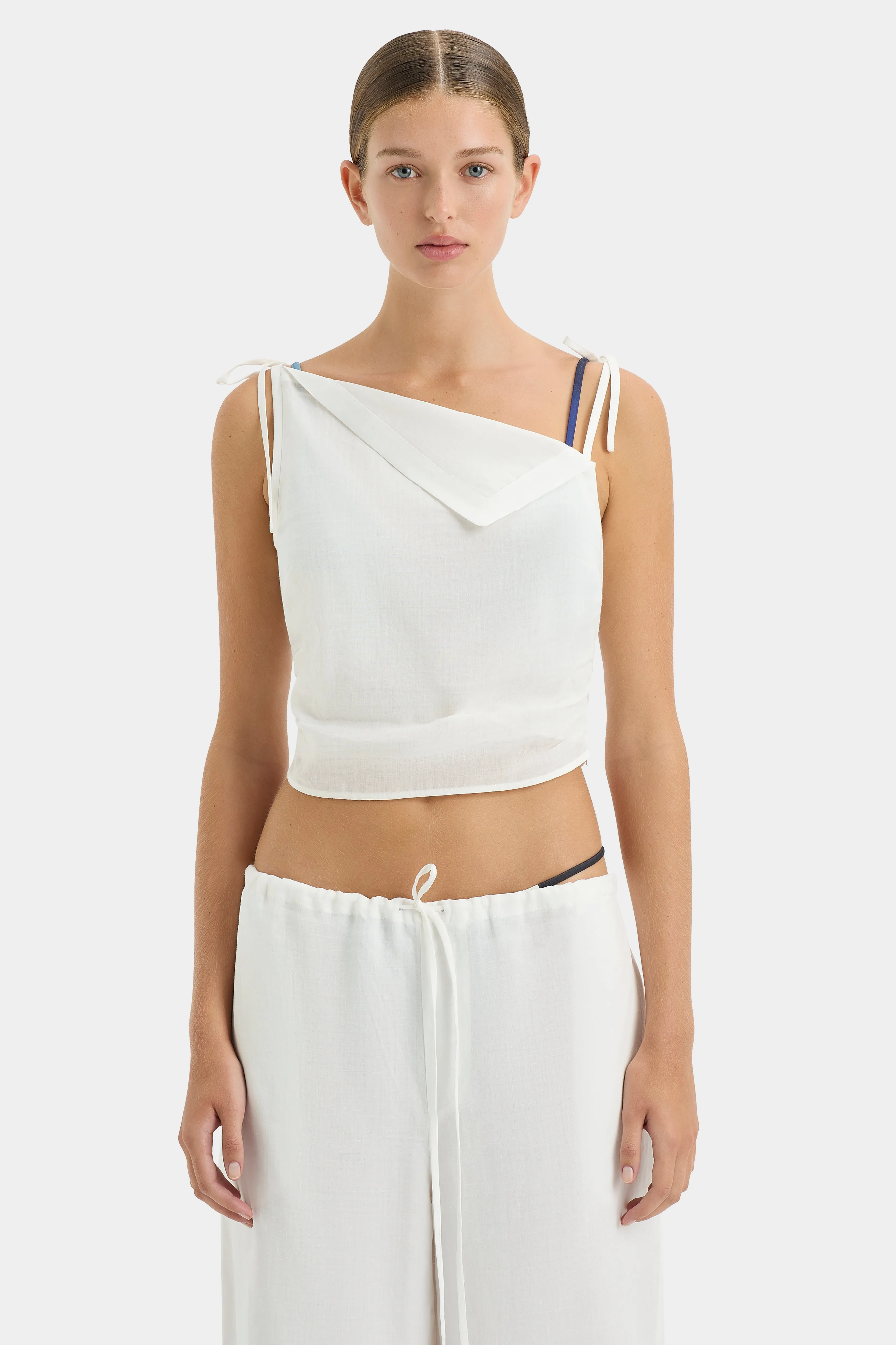 Rosalia Pant sold by SIR the label product image thumbnail 4