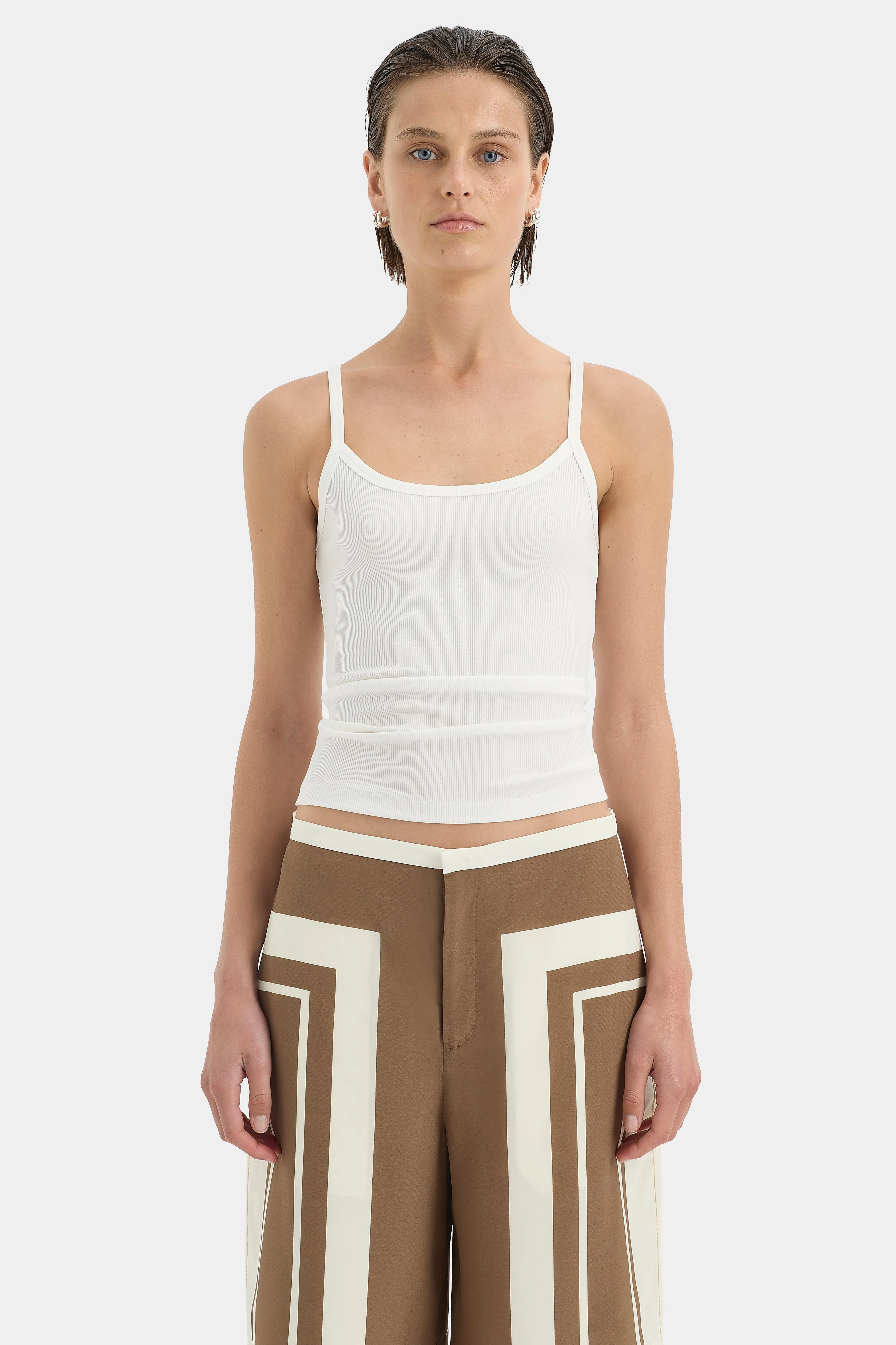 Almara Short sold by SIR the label product image thumbnail 4