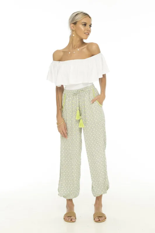 Magical Pants sold by Skemo