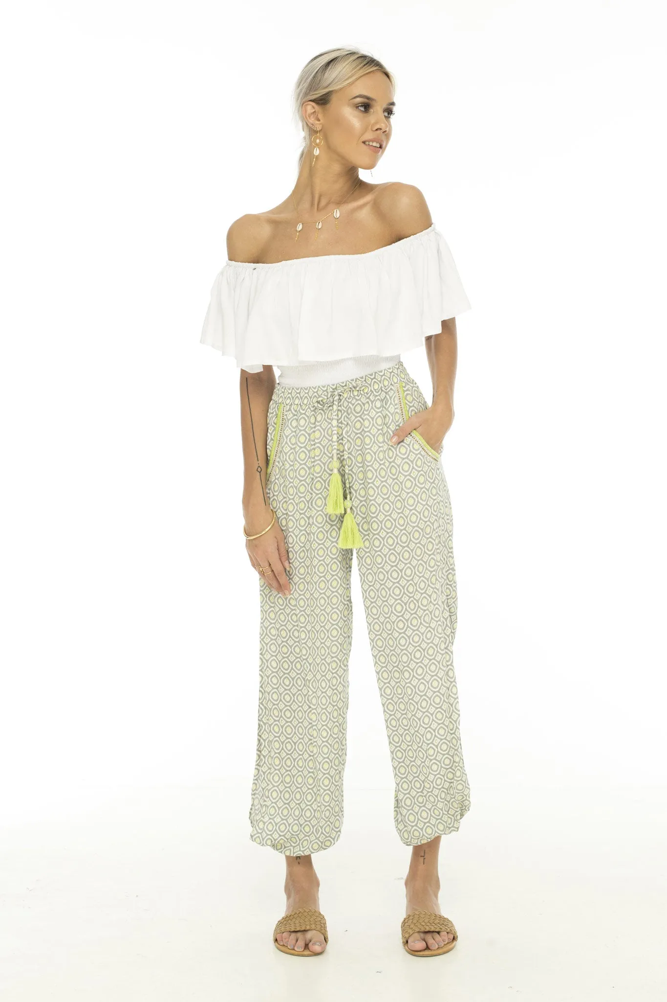 Magical Pants sold by Skemo