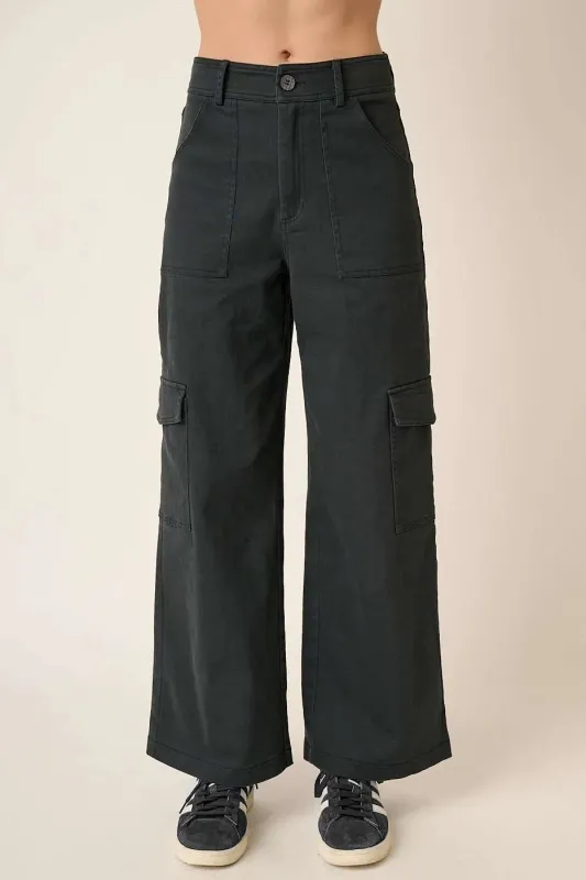 Wide Leg High Waist Pants with Cargo Pockets sold by Skemo