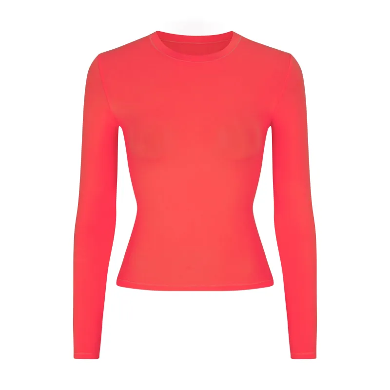 FITS EVERYBODY LONG SLEEVE T-SHIRT | POPPY sold by SKIMS