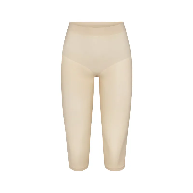 EVERYDAY SCULPT MID WAIST CAPRI | SAND made by SKIMS
