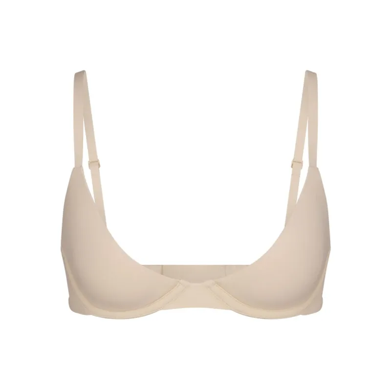 FITS EVERYBODY PLUNGE BRA | SAND sold by SKIMS