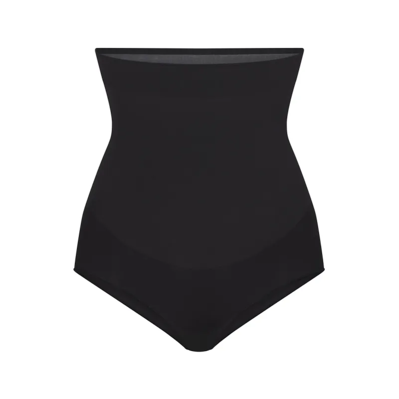 EVERYDAY SCULPT HIGH-WAISTED BRIEF | ONYX made by SKIMS