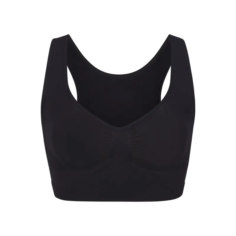 SEAMLESS SCULPT SCOOP PLUNGE BRALETTE | ONYX sold by SKIMS