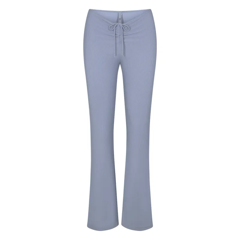 SOFT LOUNGE RUCHED PANT | SLATE sold by SKIMS