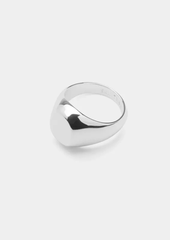 Latour Signet Ring – Silver Plated made by Skultuna