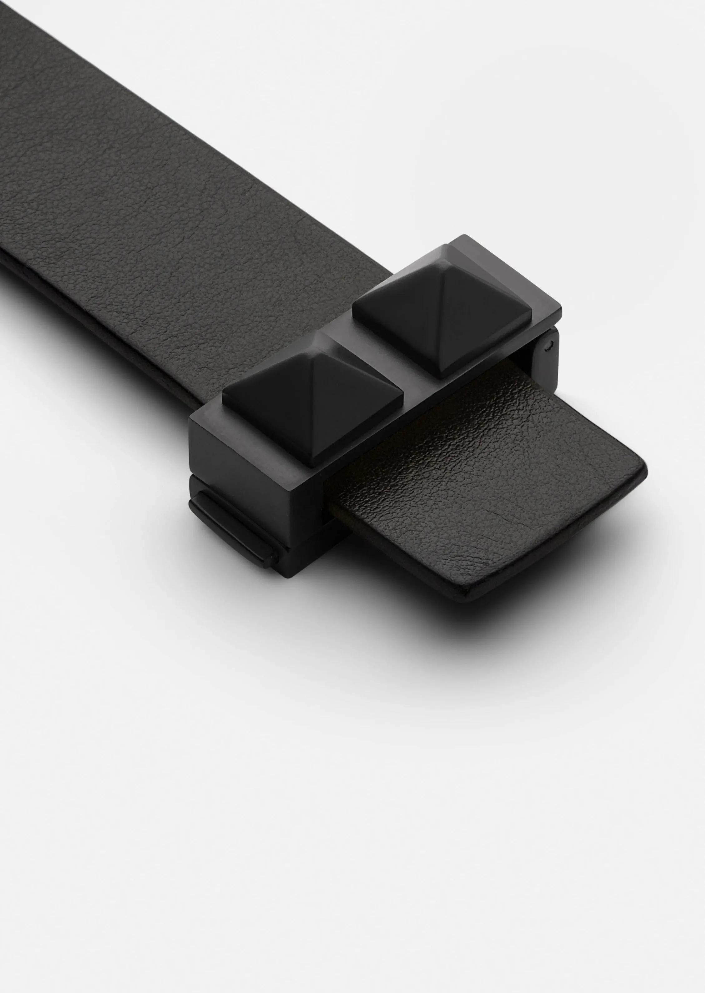 Clasp Rivets Bracelet Thin - Black sold by Skultuna product image thumbnail 2