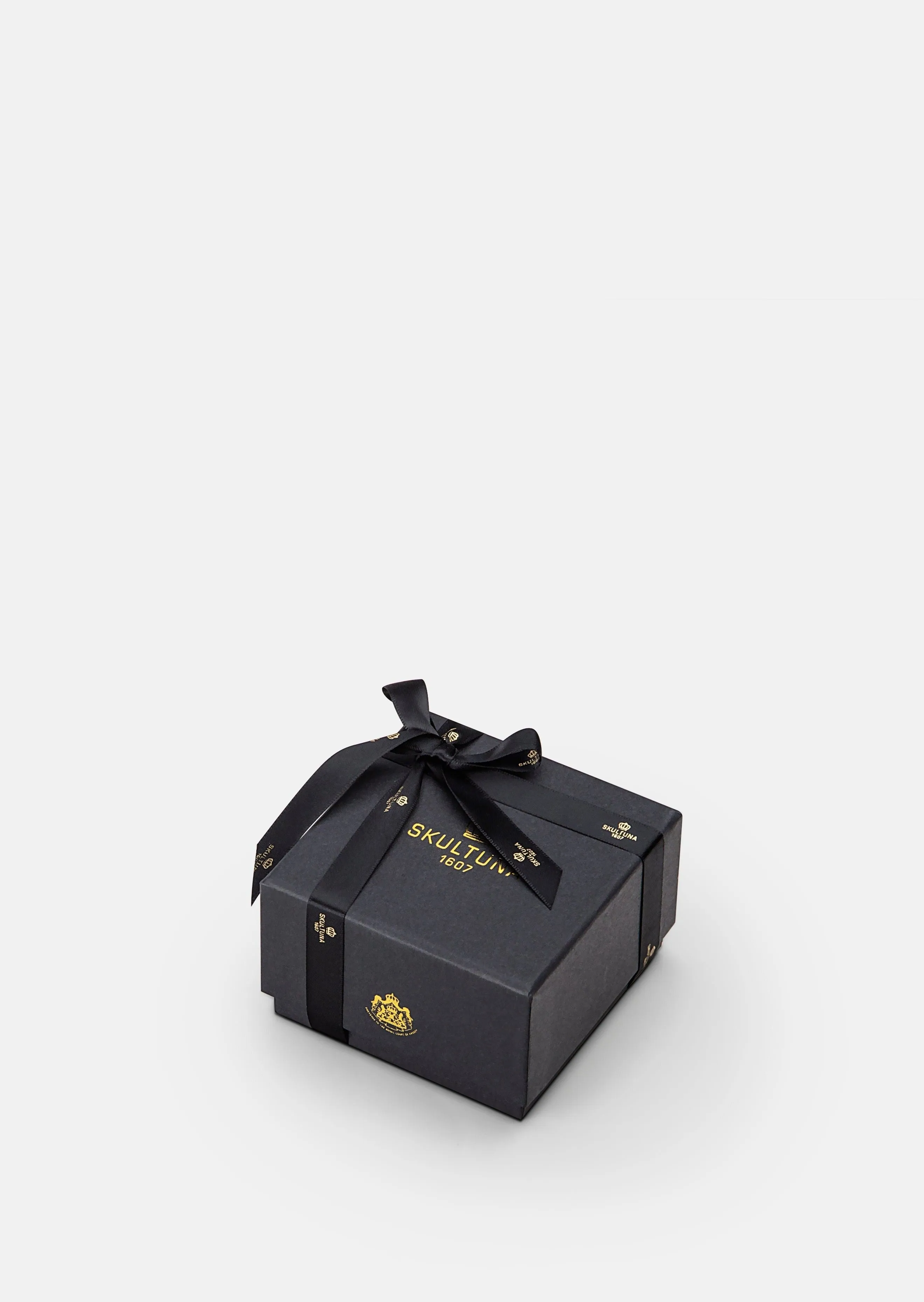 Clasp Rivets Bracelet - Eau de Nil sold by Skultuna product image thumbnail 4