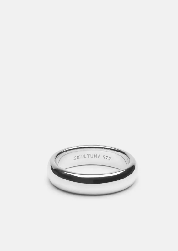 Ellipse ring – Sterling Silver made by Skultuna