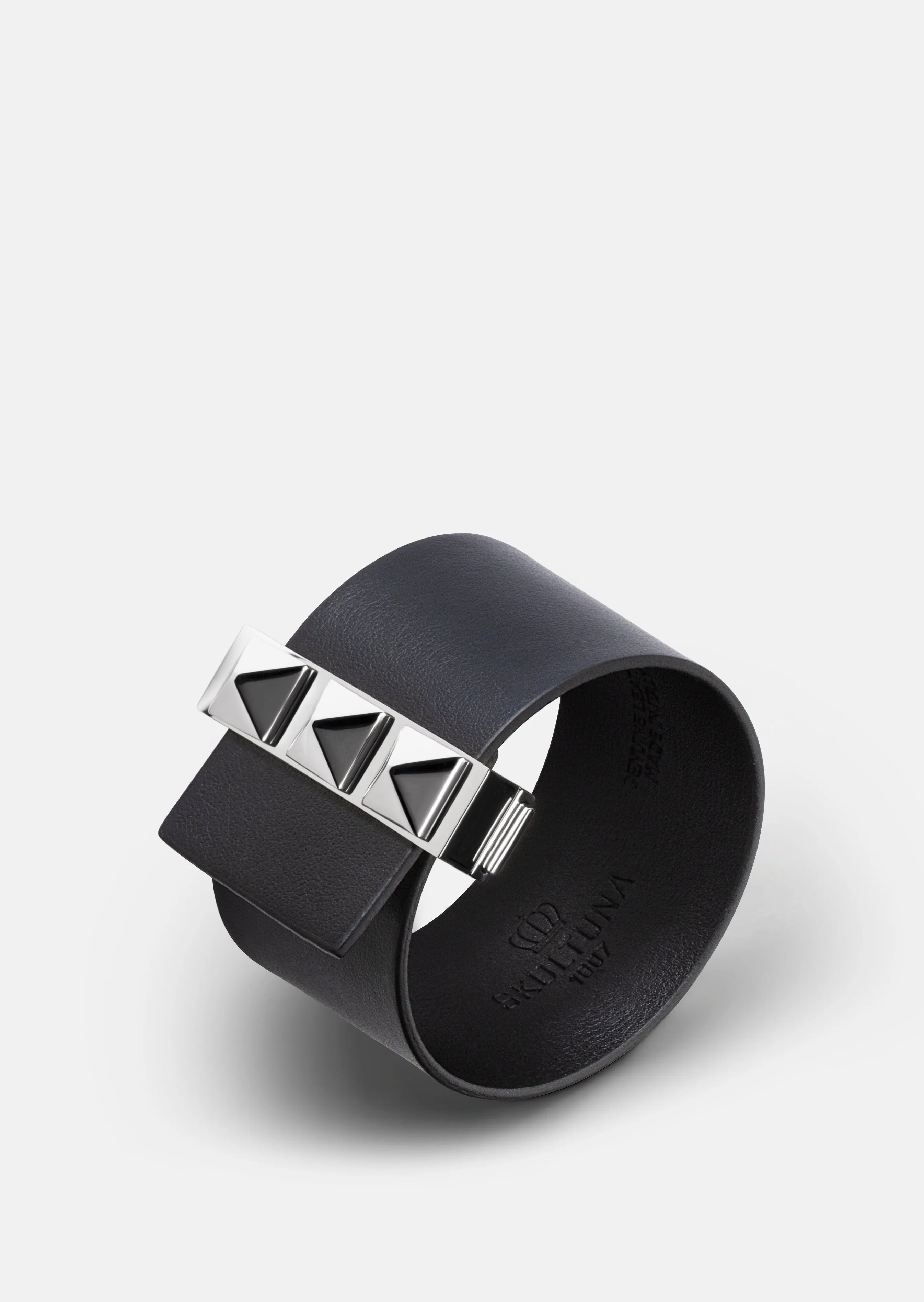 Clasp Rivets Bracelet - Black sold by Skultuna