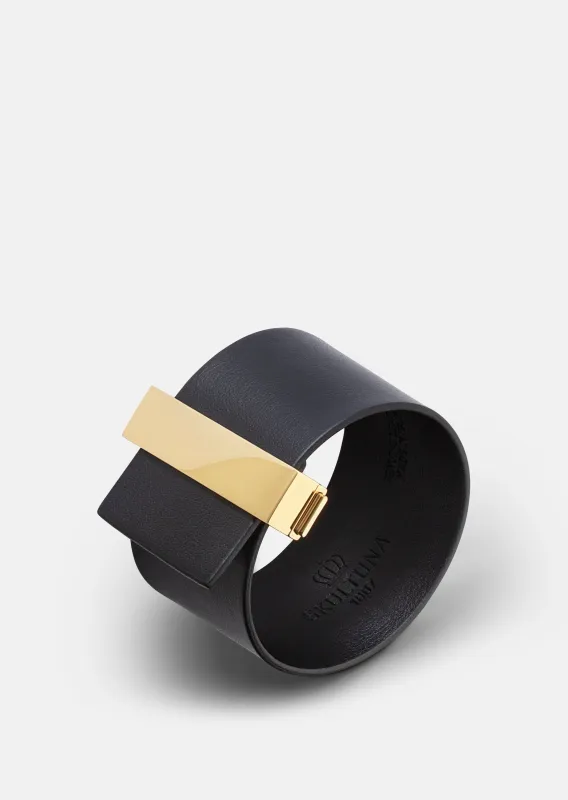 Clasp Bracelet - Black made by Skultuna