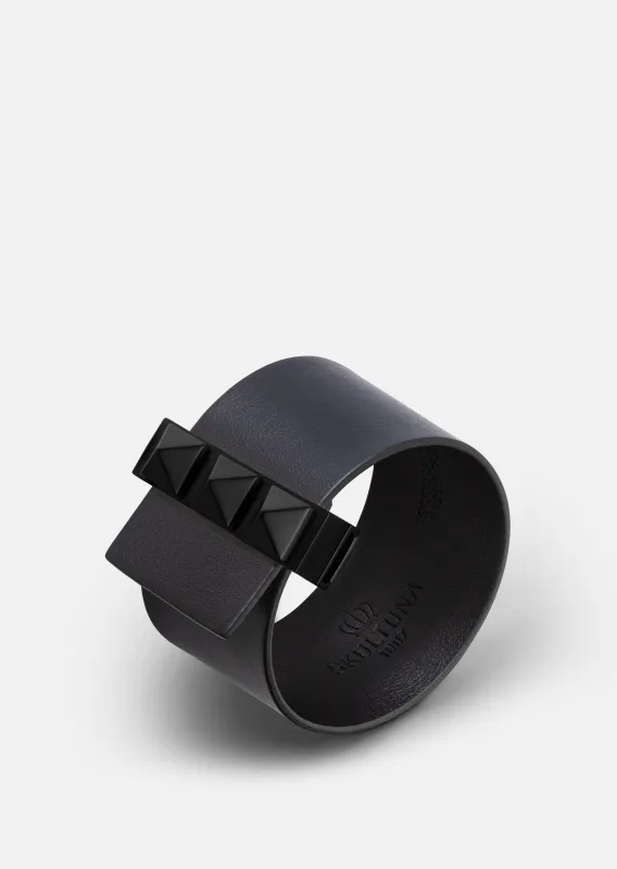 Clasp Rivets Bracelet - Black made by Skultuna