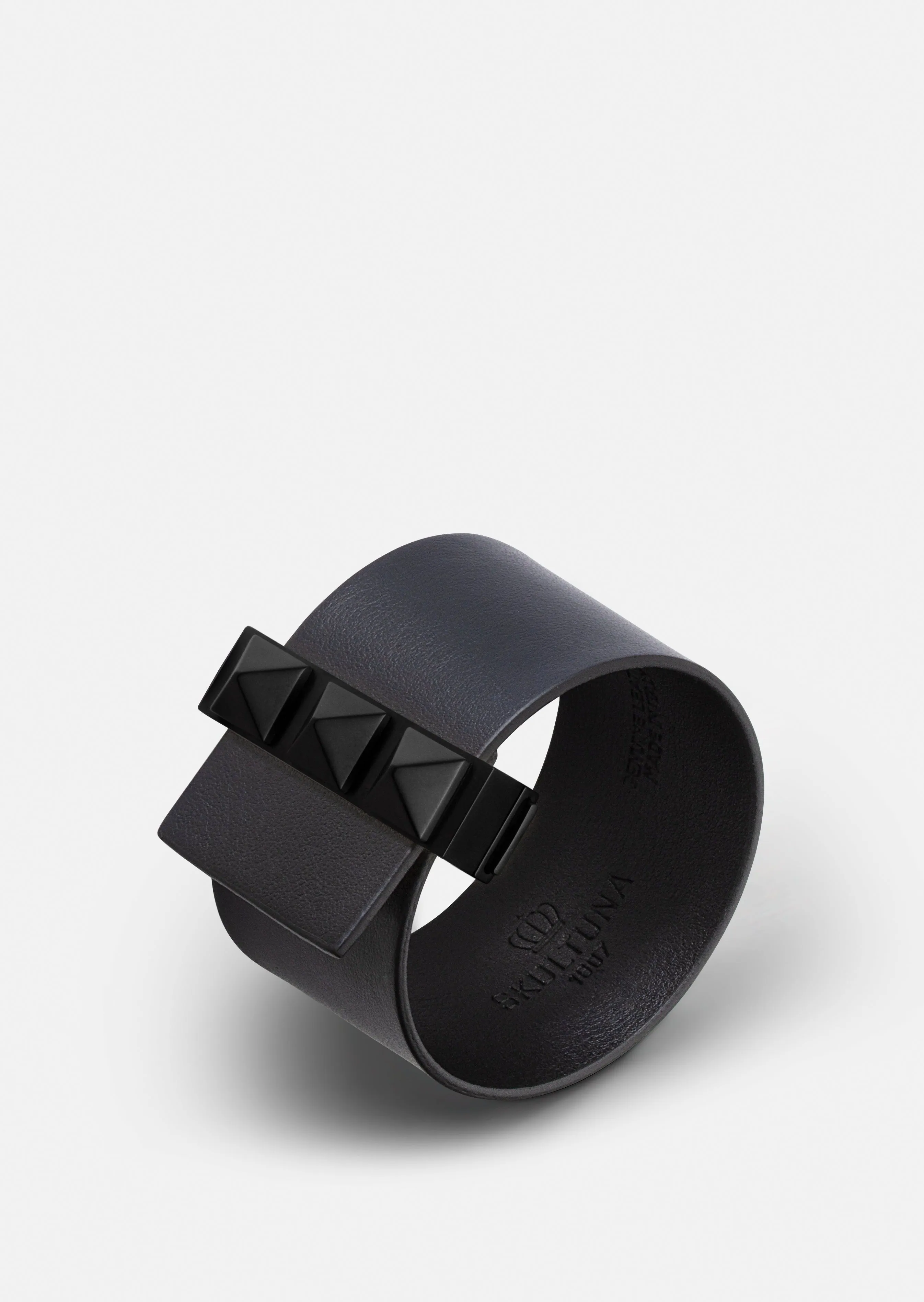 Clasp Rivets Bracelet - Black sold by Skultuna