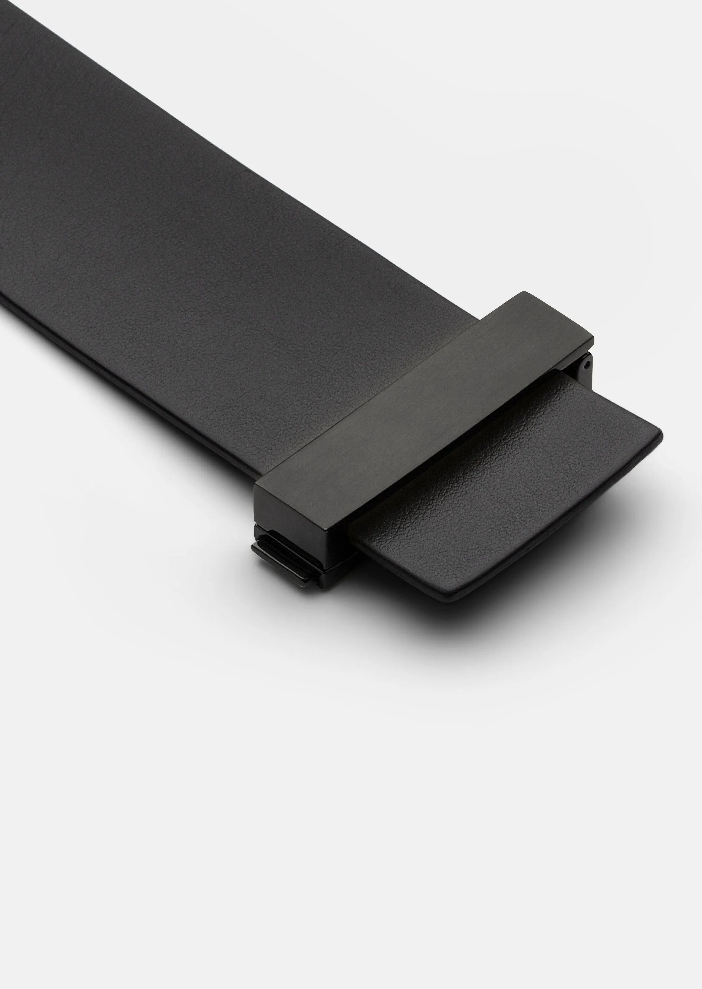 Clasp Bracelet - Black sold by Skultuna product image thumbnail 2