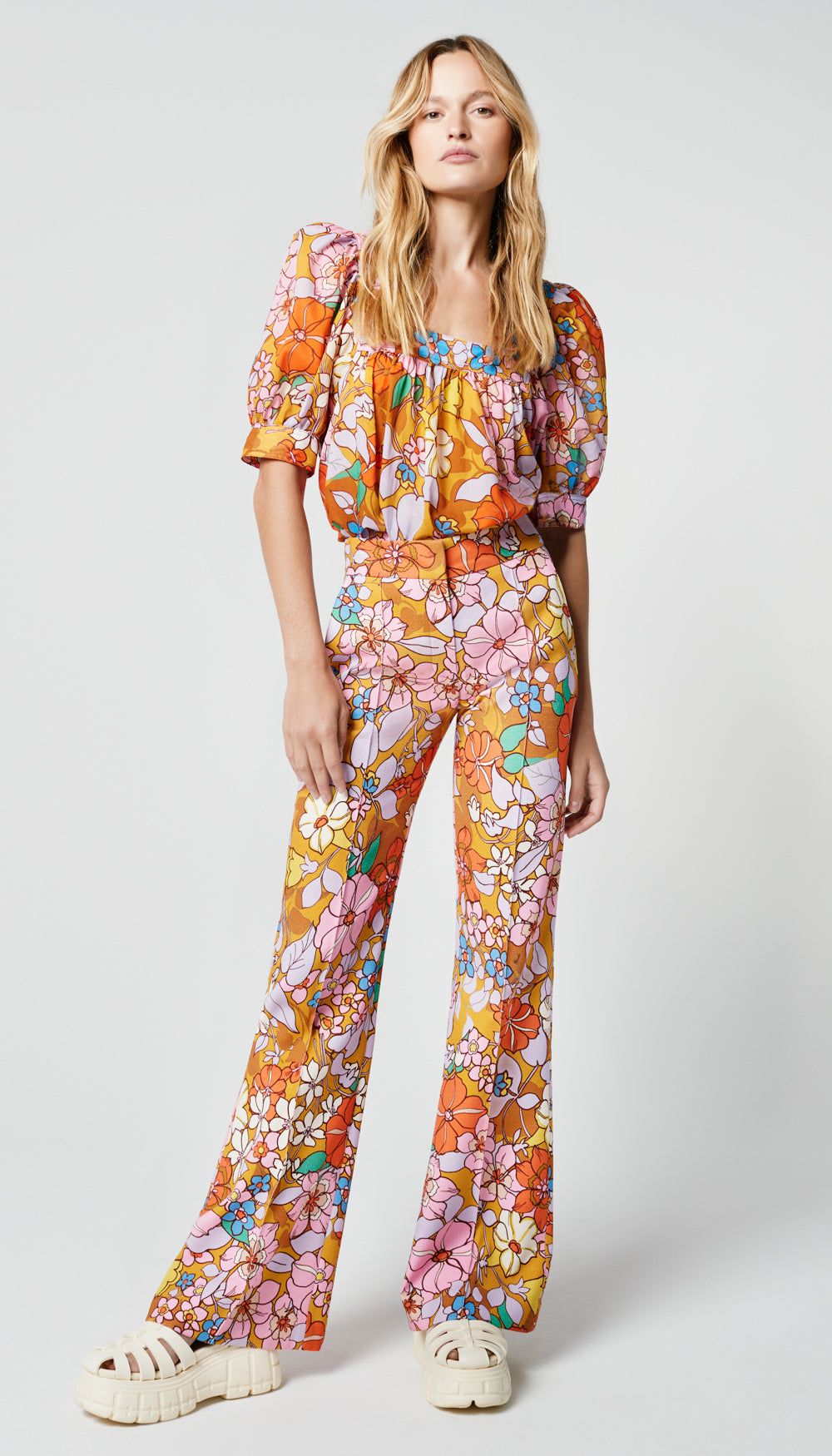 Wide Leg Pintuck Trouser sold by Smythe