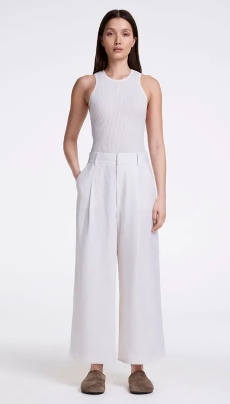 Linen Cropped Pleated Trouser sold by Smythe