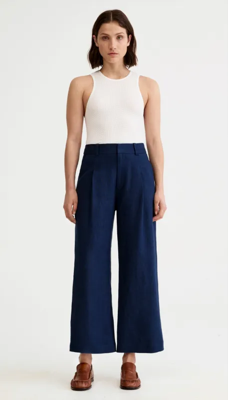 Linen Cropped Pleated Trouser sold by Smythe