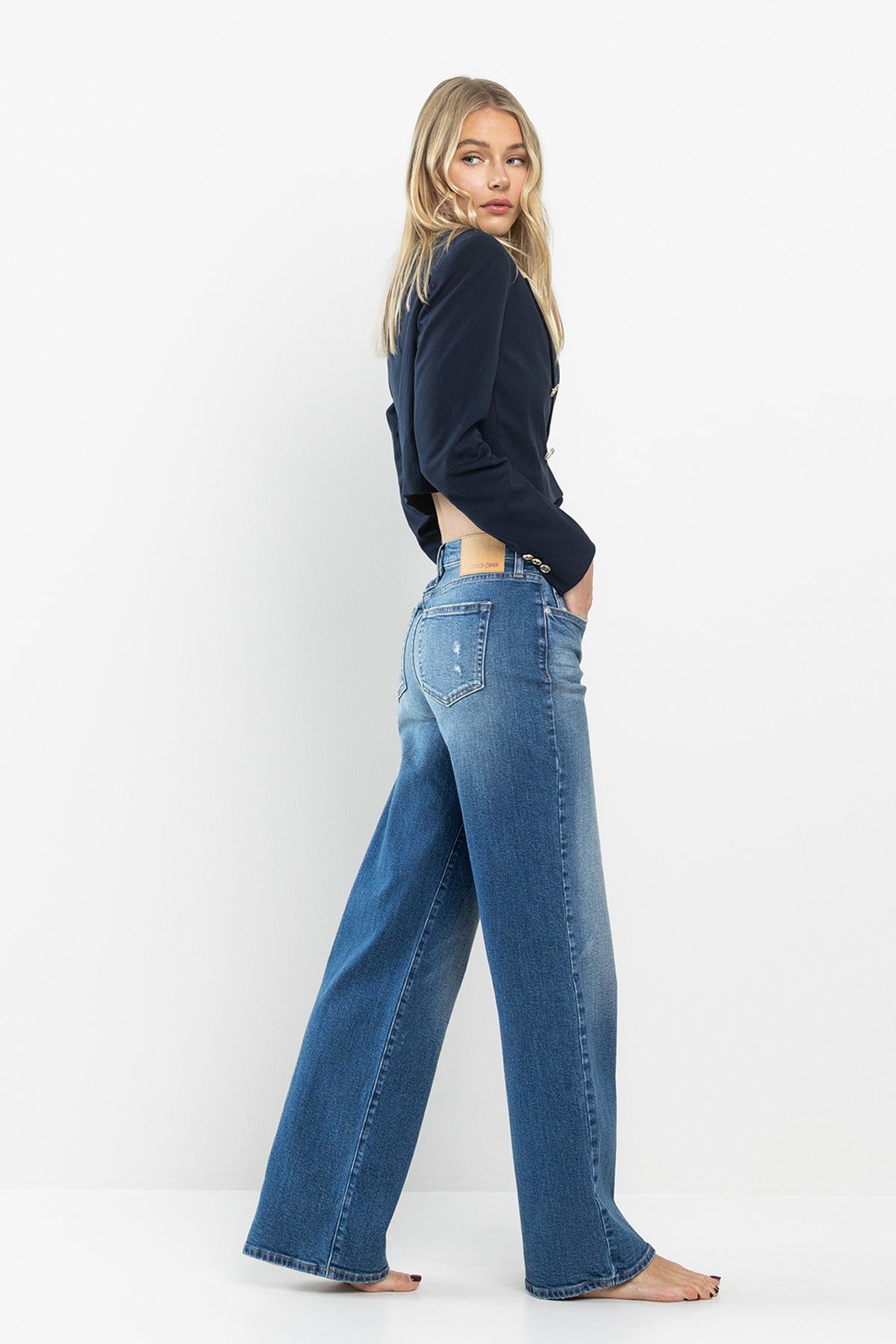 SP-P12569MD - PRE-ORDER sold by Sneak Peek product image thumbnail 2