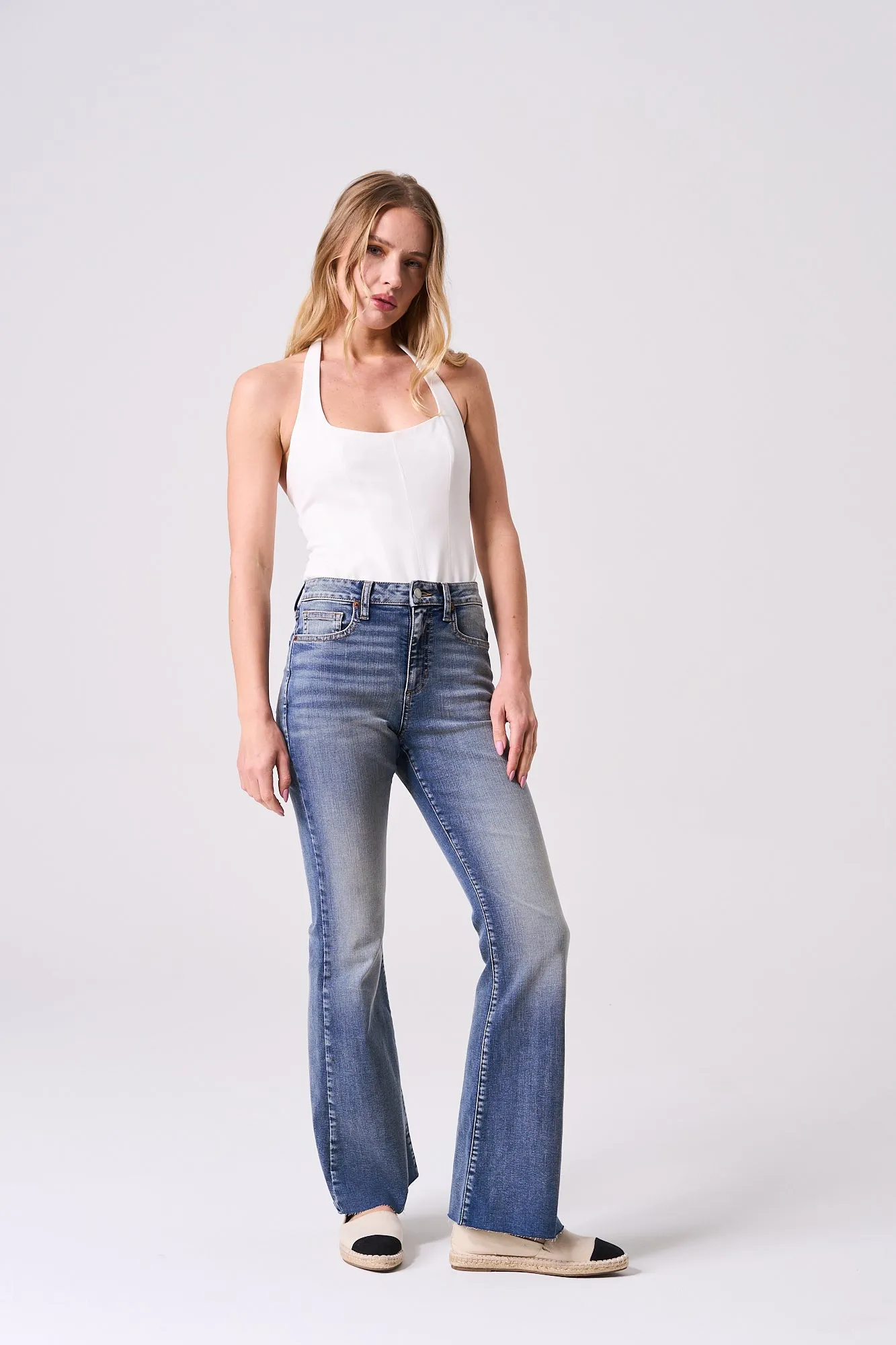 HIGH RISE RAW CUT HEM FLARE JEANS - MEDIUM VINTAGE sold by Sneak Peek product image thumbnail 4