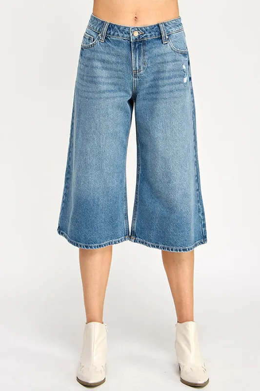 LOW RISE WIDE-LEG BAGGY JORTS - MEDIUM sold by Sneak Peek