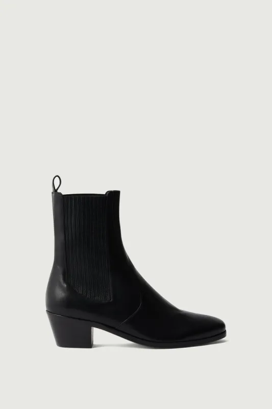 BOOTS GAZETTE NOIRES sold by soeur