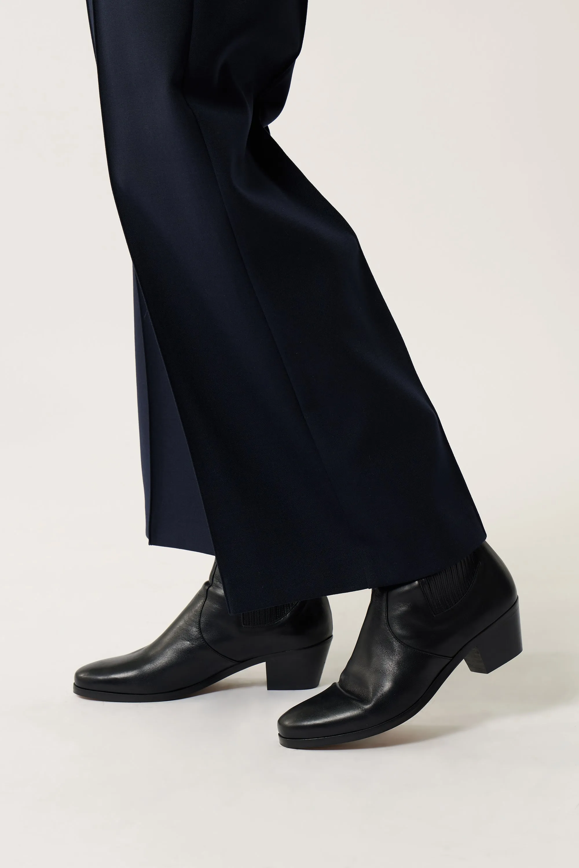 BOOTS GAZETTE NOIR sold by soeur product image thumbnail 2