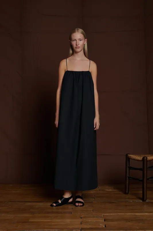 ROBE ARIELLE NOIRE sold by soeur