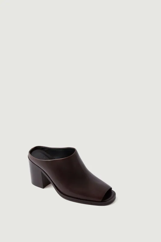 MULES DOWN MARRON sold by soeur