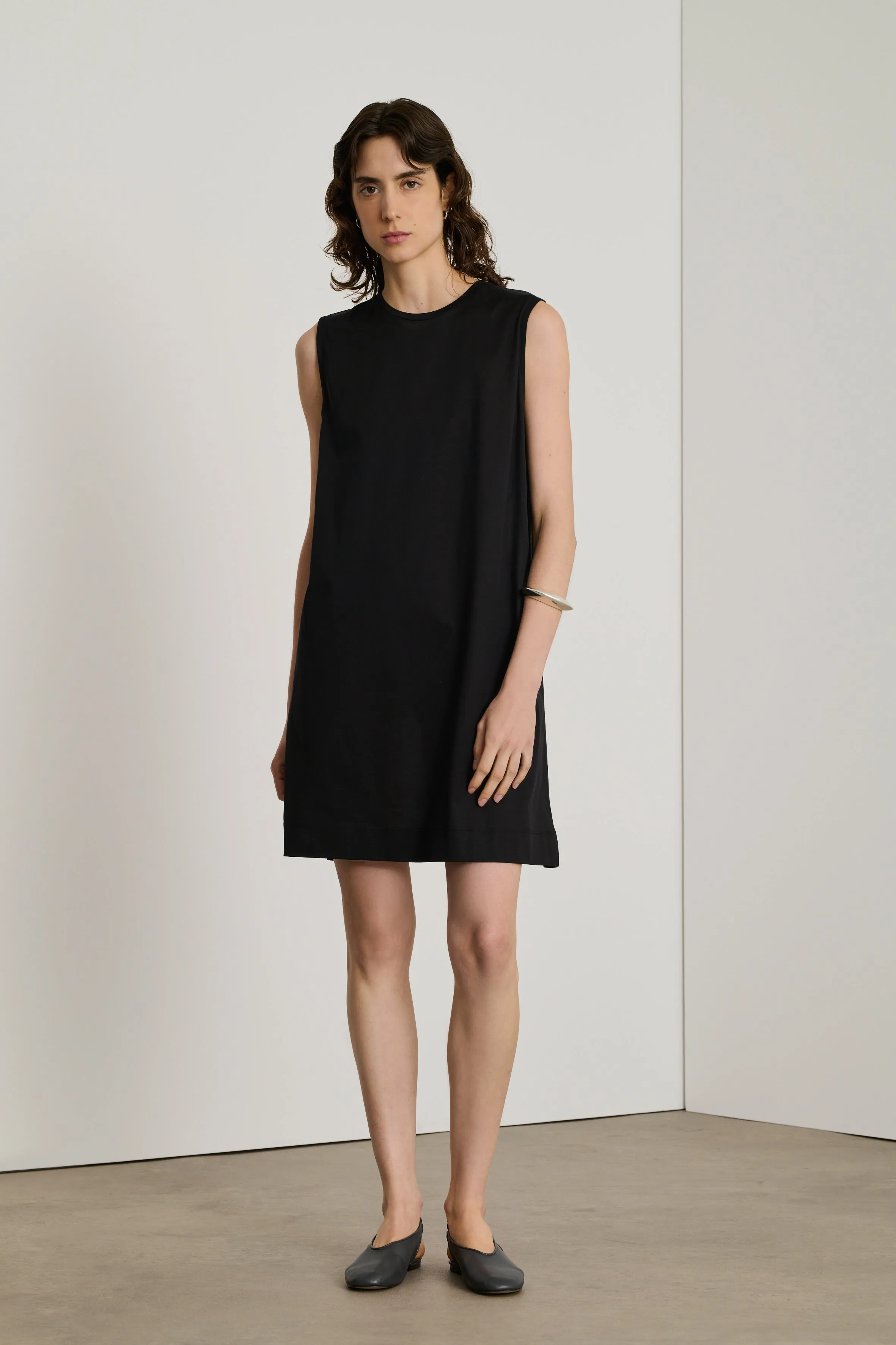 ROBE EVERETT NOIRE sold by soeur